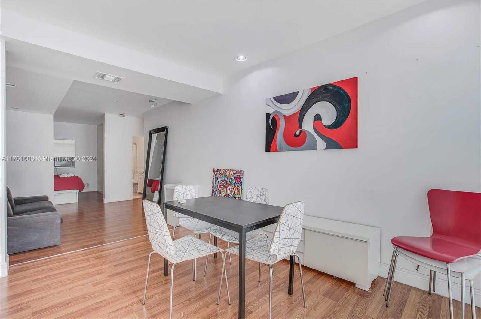 Small Image of 12746 NORTH EAST 4TH AVE, North Miami Number 19