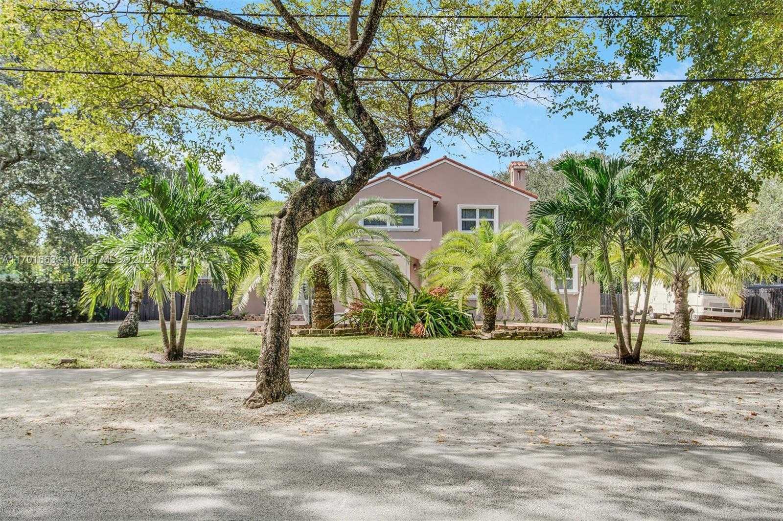 Small Image of 12746 NORTH EAST 4TH AVE, North Miami Number 3