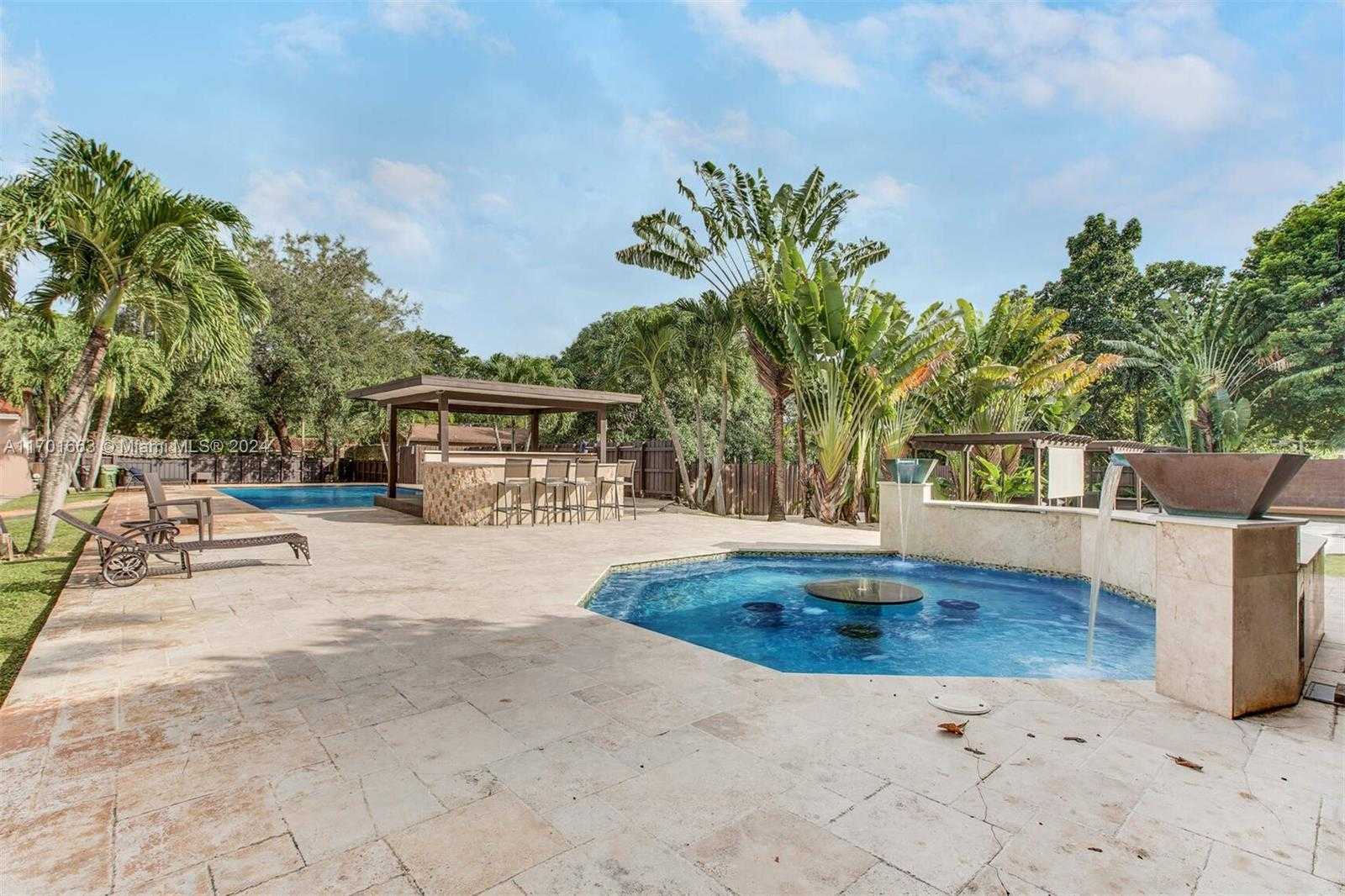 Small Image of 12746 NORTH EAST 4TH AVE, North Miami Number 7