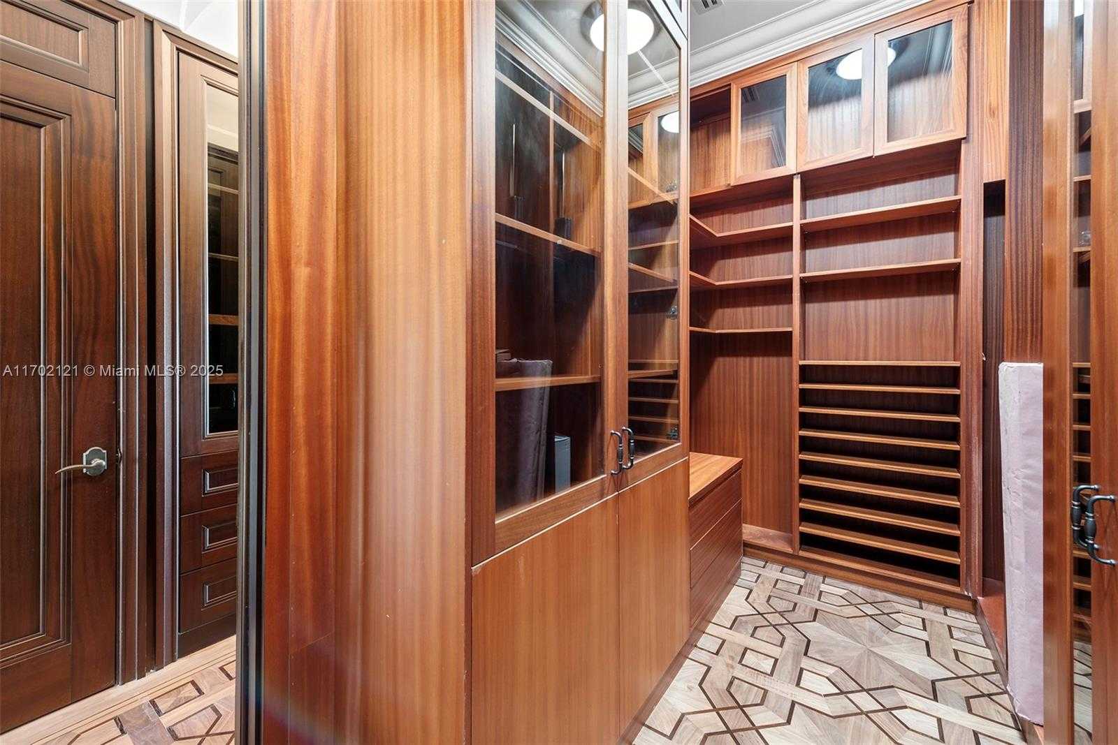 Small Image of 49 PALM AVE, Miami Beach Number 87