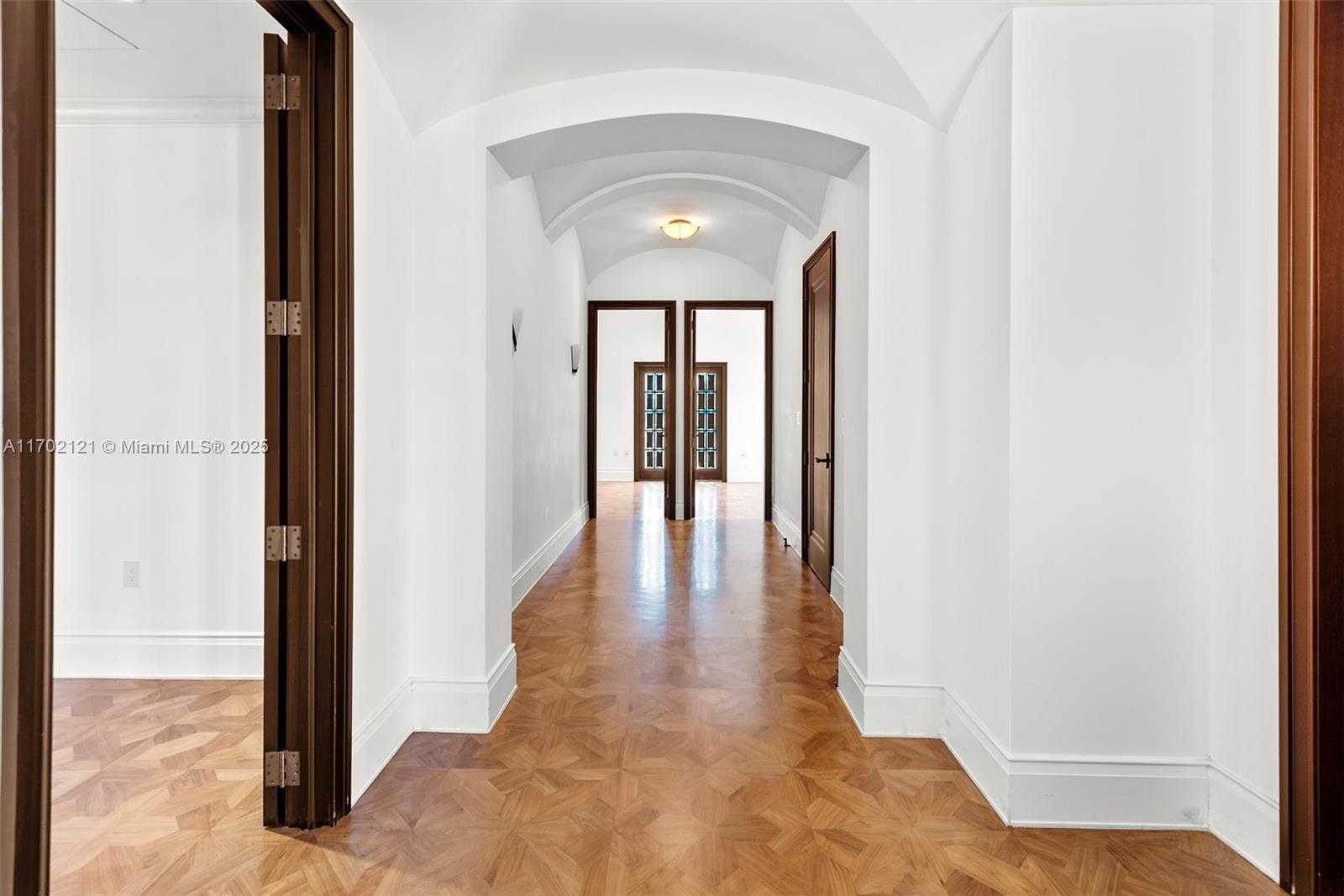 Small Image of 49 PALM AVE, Miami Beach Number 97