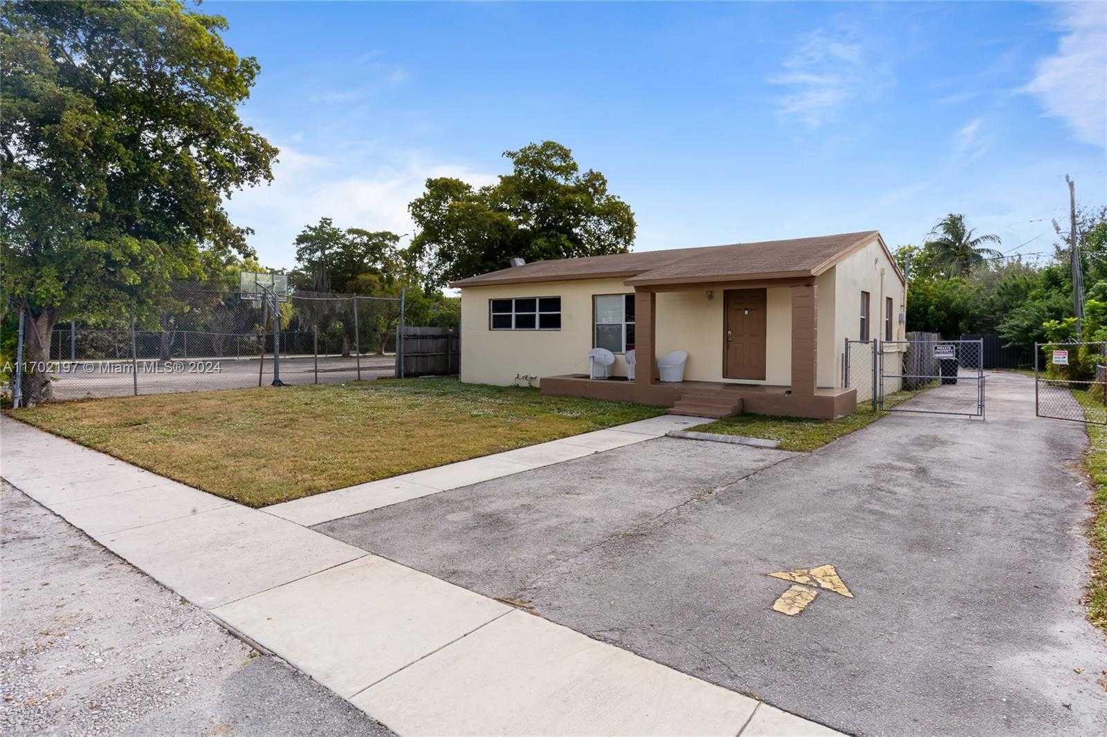 Small Image of 806 NORTH WEST 18TH ST, Fort Lauderdale Number 3