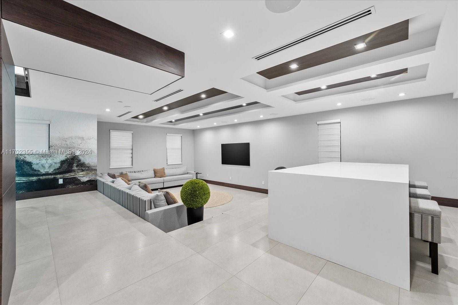 Small Image of 280 NORTH EAST 156TH ST, Miami Number 17