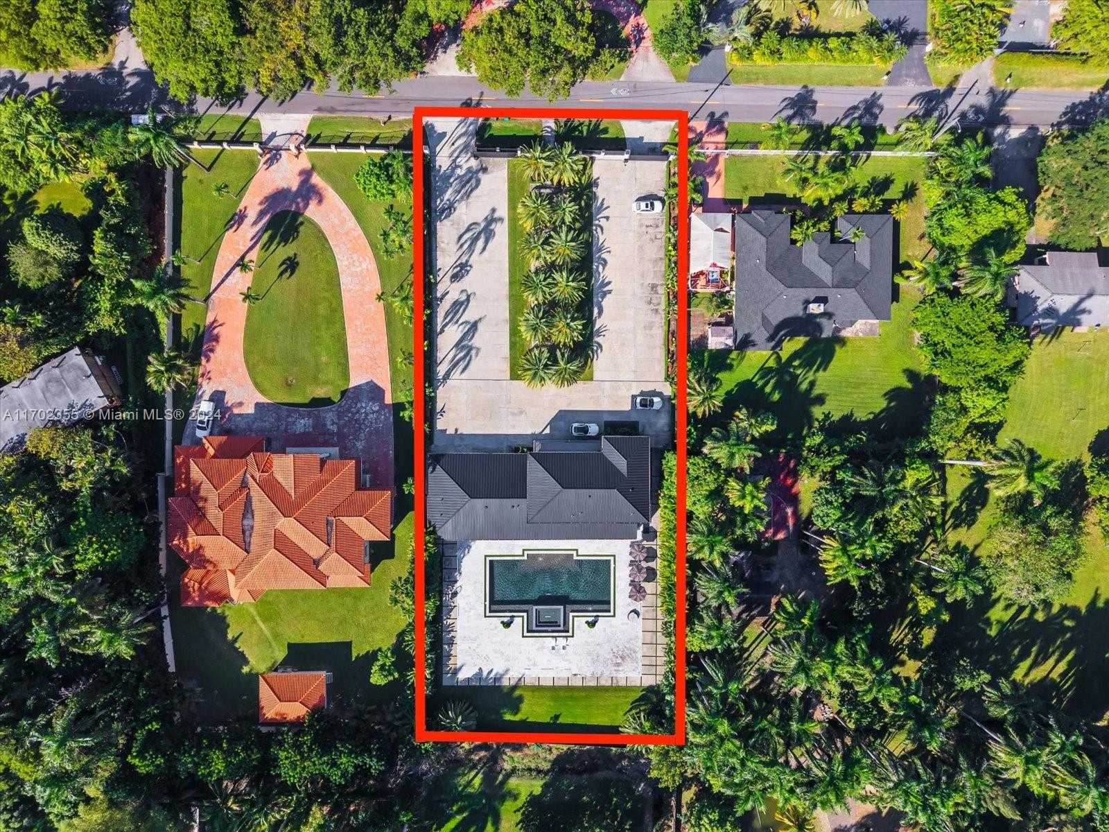 Small Image of 280 NORTH EAST 156TH ST, Miami Number 4