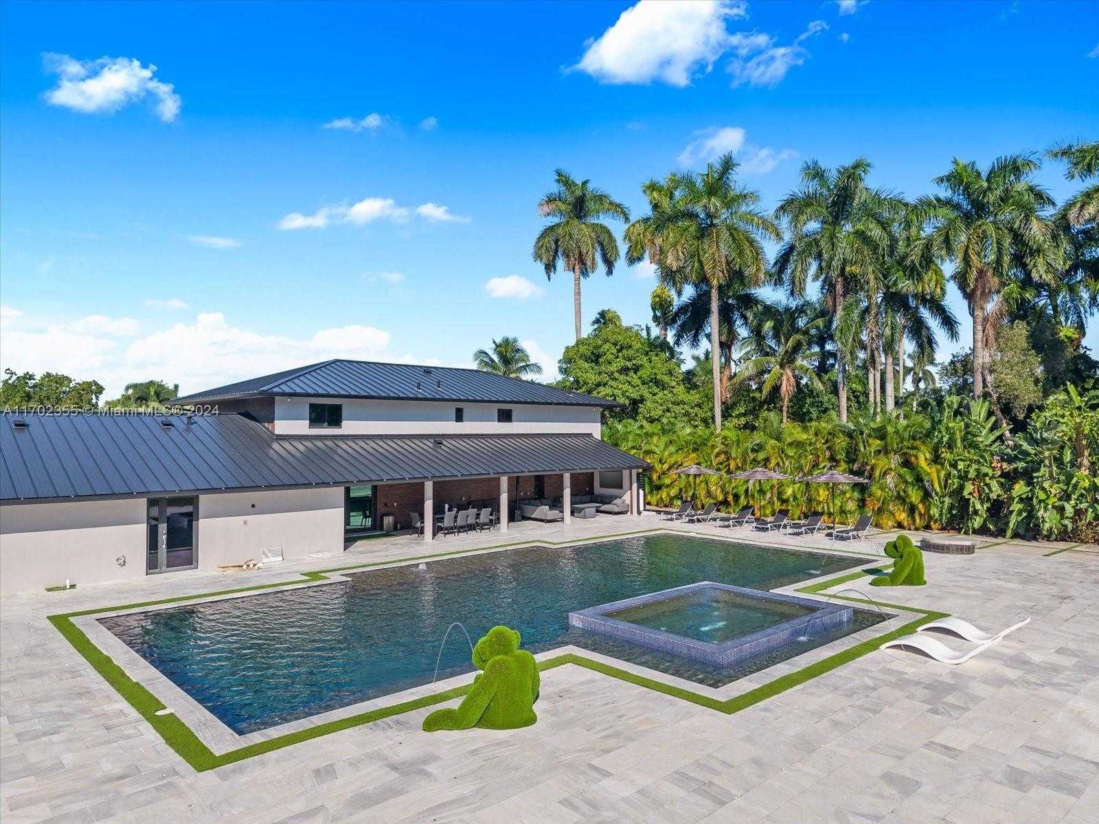 Small Image of 280 NORTH EAST 156TH ST, Miami Number 7