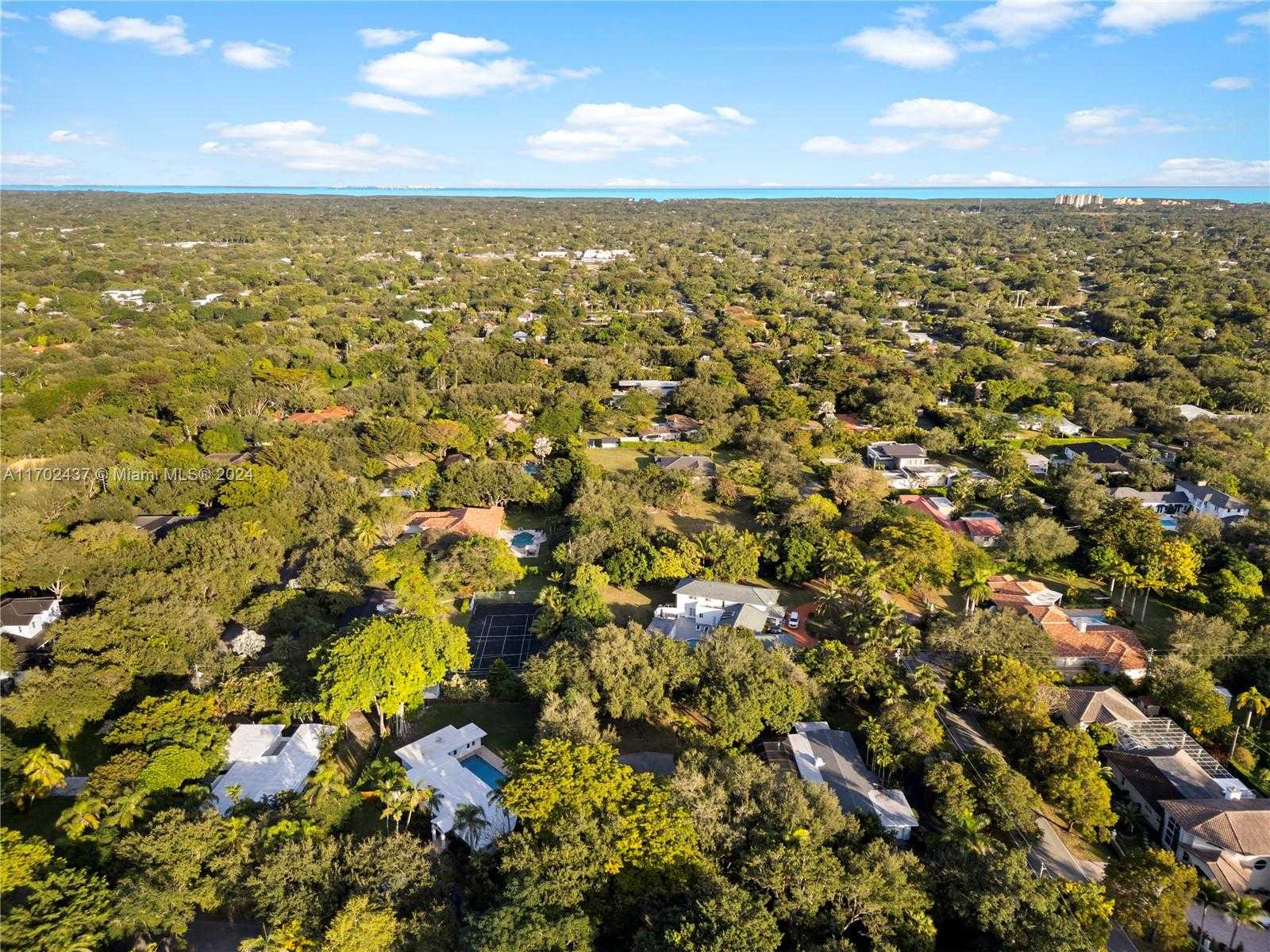 Small Image of 12725 SOUTH WEST 80TH AVE, Pinecrest Number 18