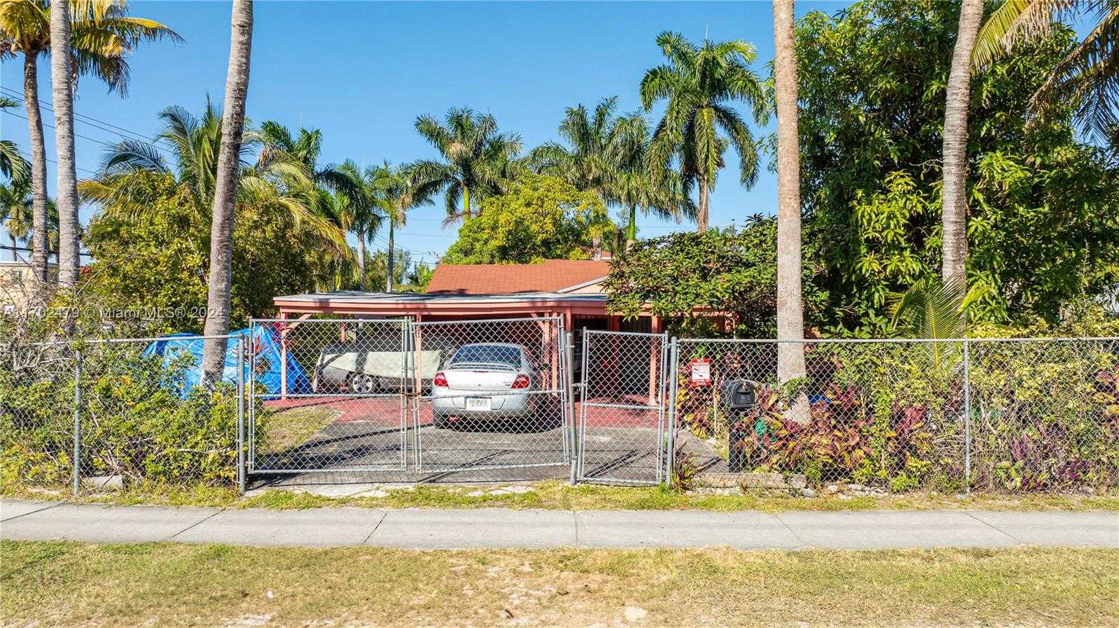 Small Image of 191 NORTH WEST 83RD ST, Miami Number 3