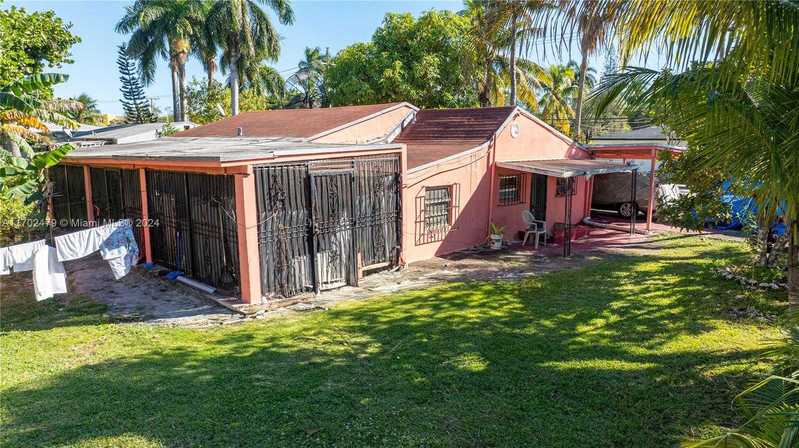 Small Image of 191 NORTH WEST 83RD ST, Miami Number 4