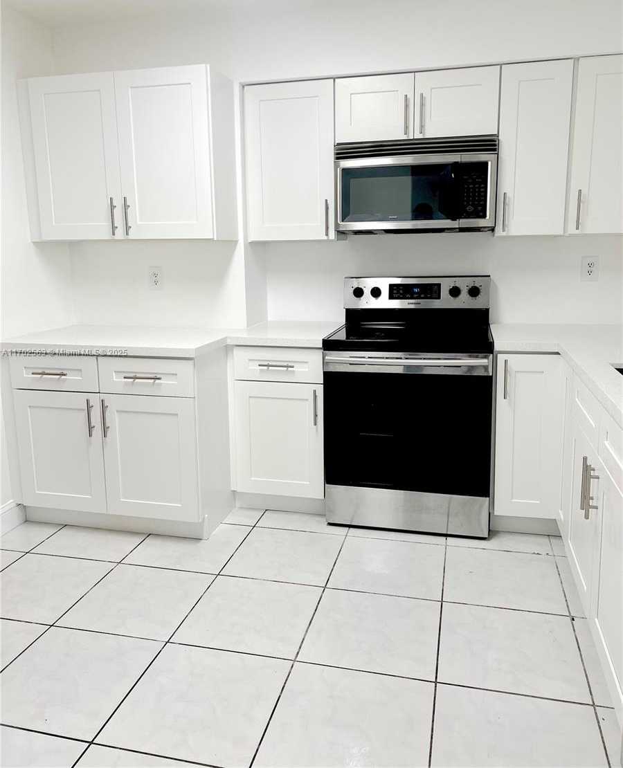Small Image of 1131 NORTH WEST 85TH WAY, Pembroke Pines Number 14