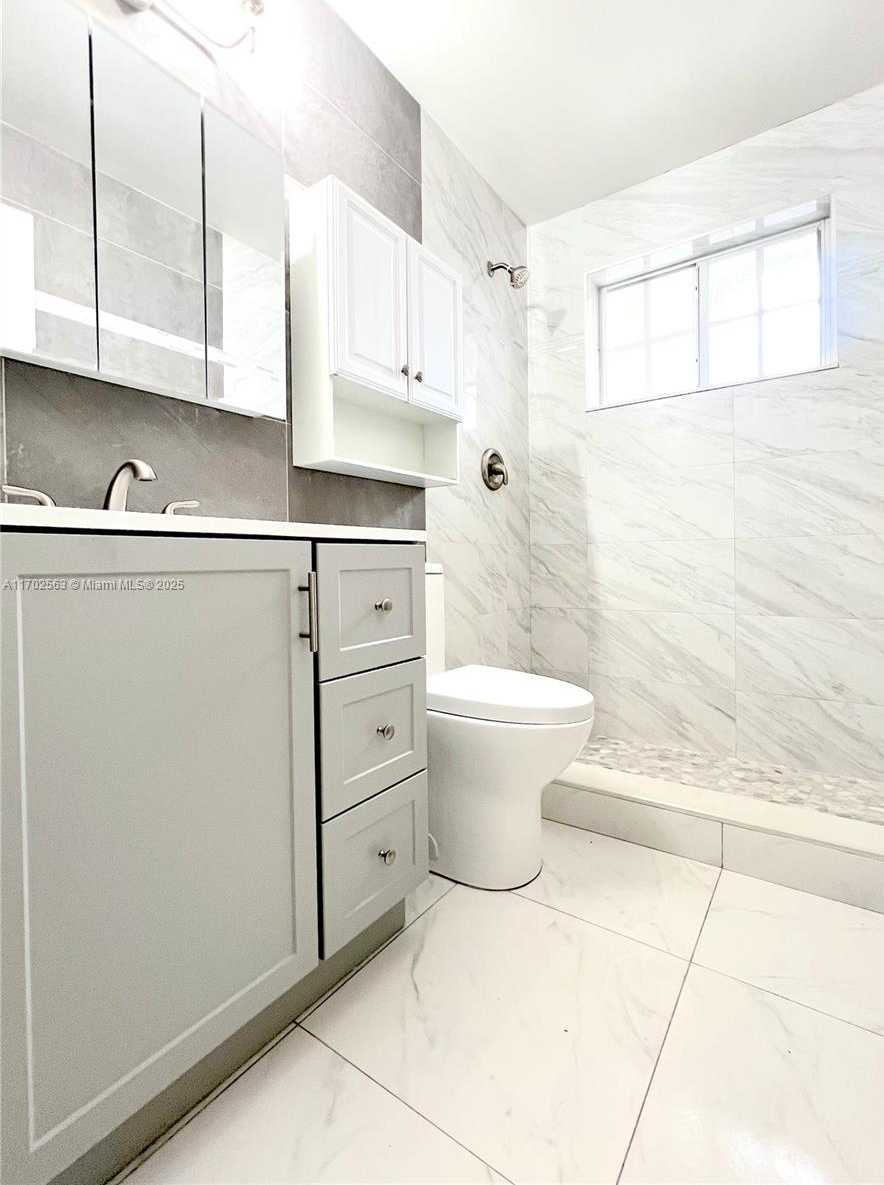 Small Image of 1131 NORTH WEST 85TH WAY, Pembroke Pines Number 15
