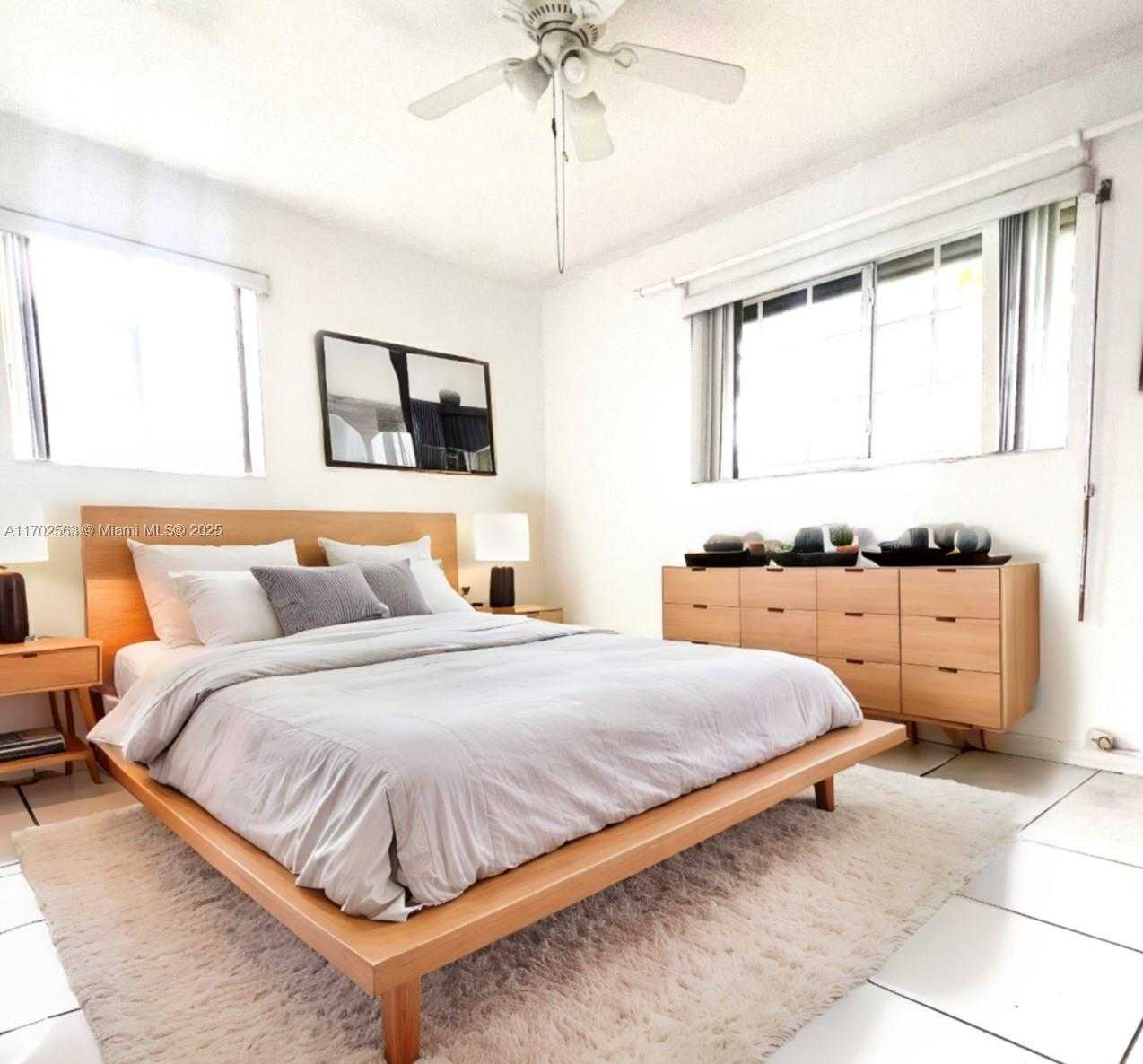 Small Image of 1131 NORTH WEST 85TH WAY, Pembroke Pines Number 7