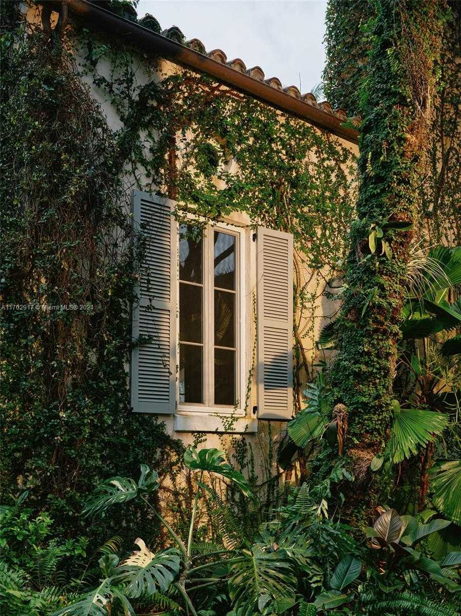 Small Image of 3467 NORTH MOORINGS WAY, Coconut Grove Number 16