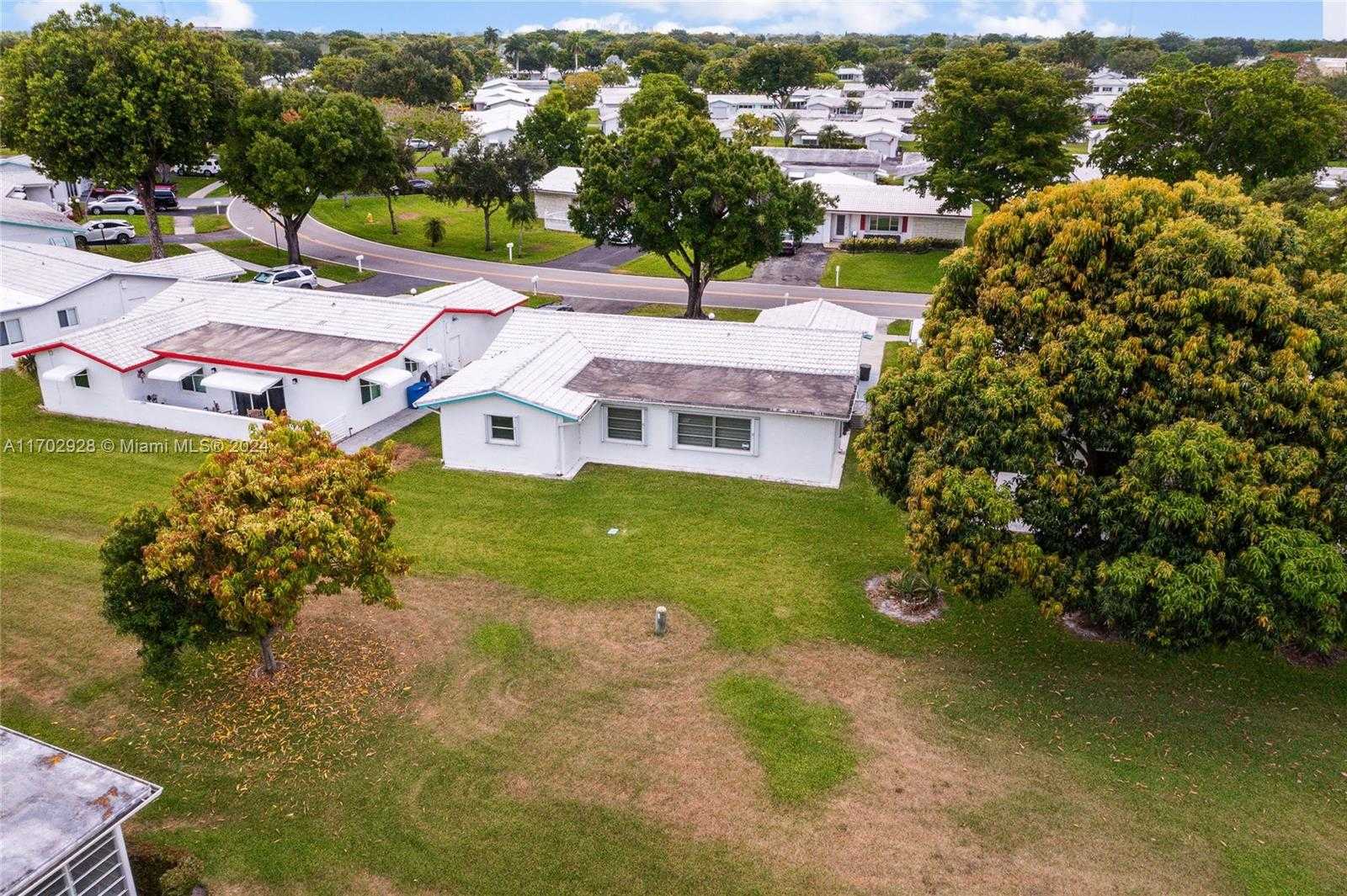 Small Image of 1441 WEST CAMPANELLI DR, Plantation Number 22