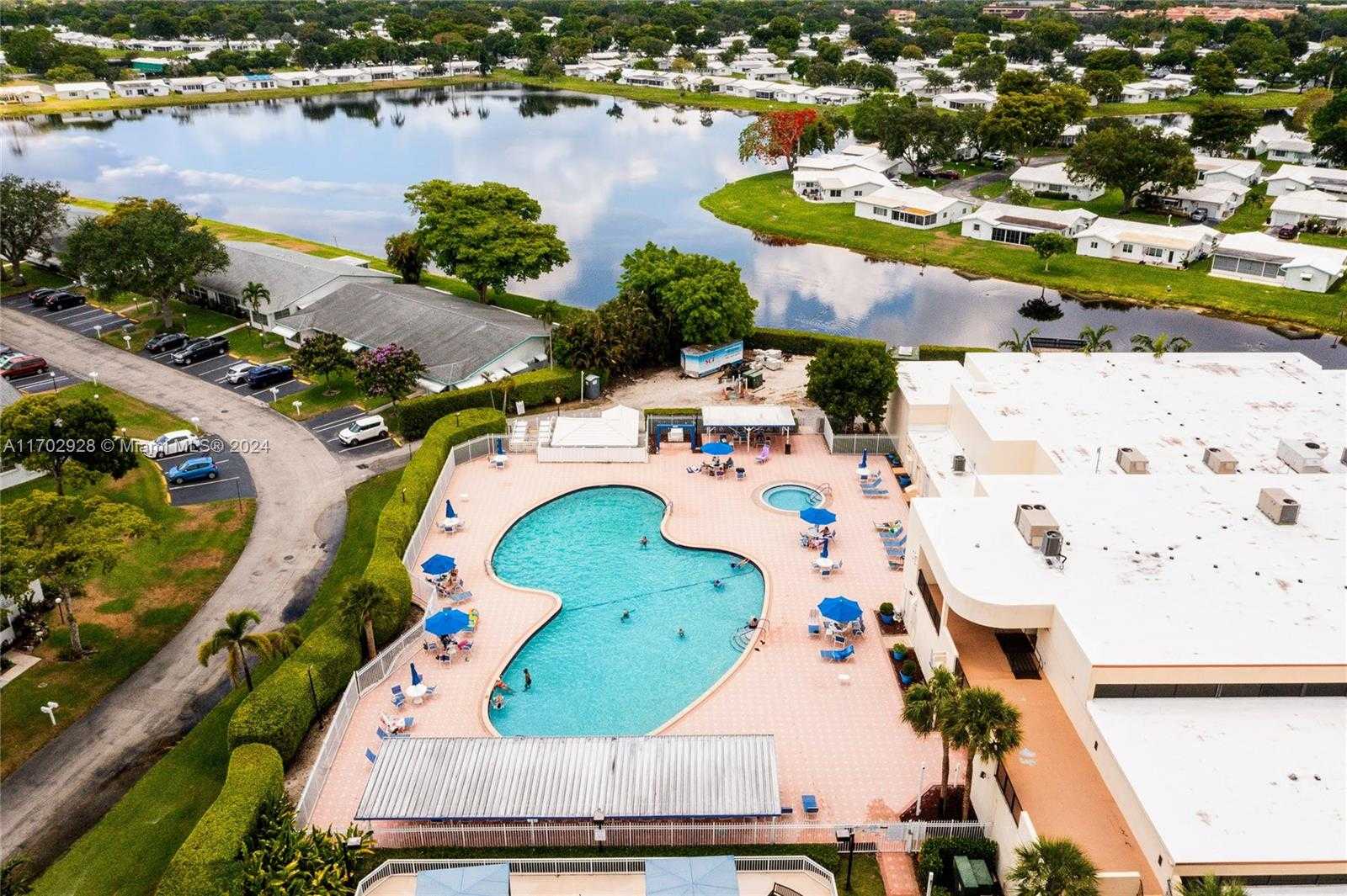 Small Image of 1441 WEST CAMPANELLI DR, Plantation Number 27