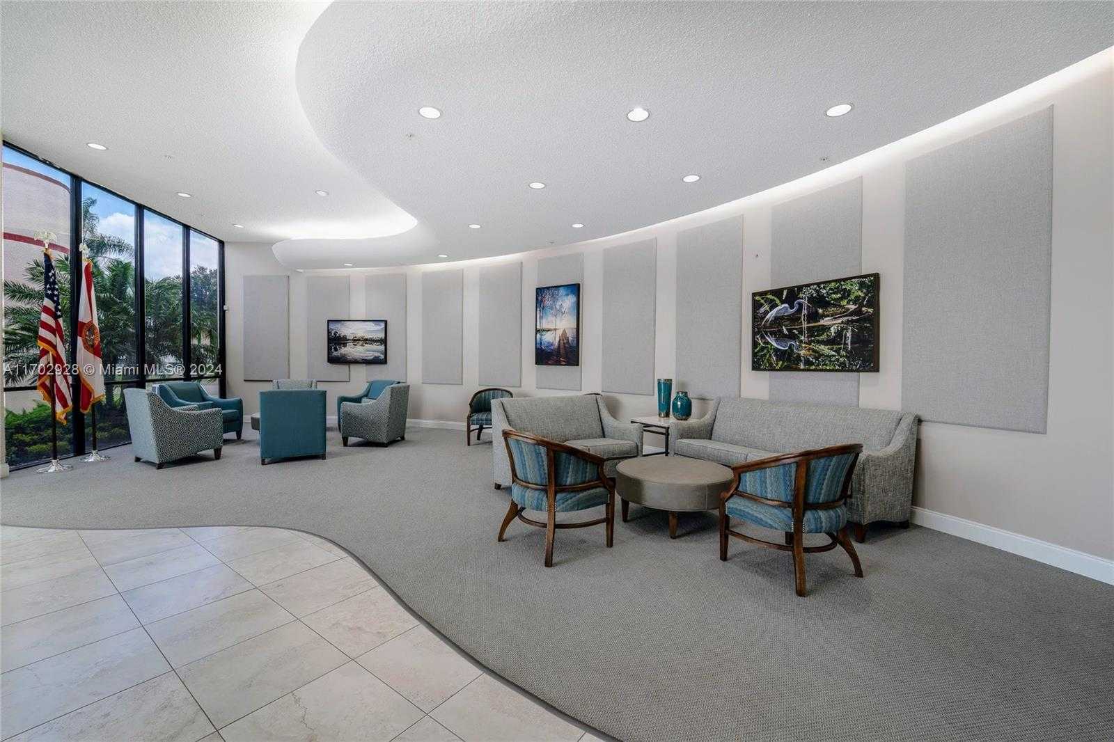 Small Image of 1441 WEST CAMPANELLI DR, Plantation Number 33
