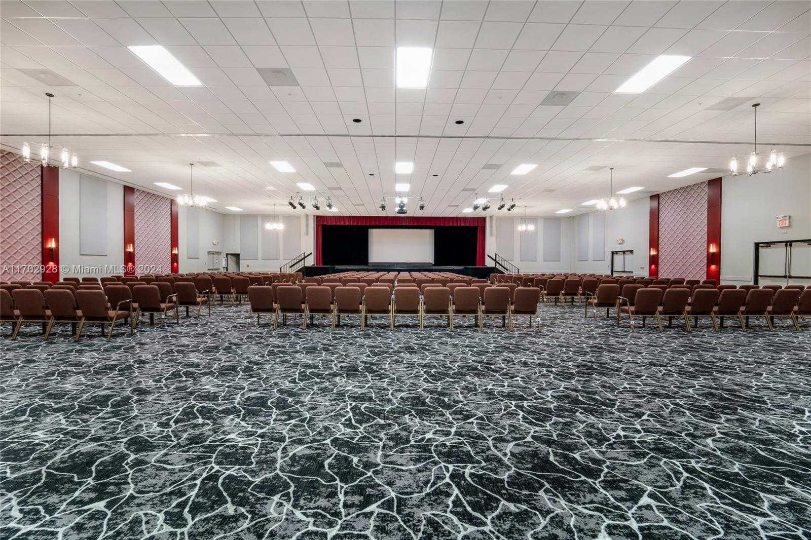 Small Image of 1441 WEST CAMPANELLI DR, Plantation Number 34