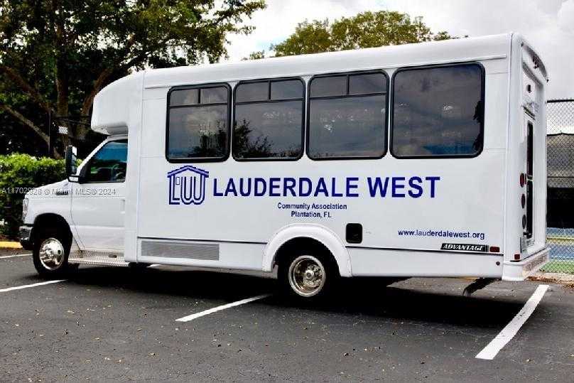Small Image of 1441 WEST CAMPANELLI DR, Plantation Number 41