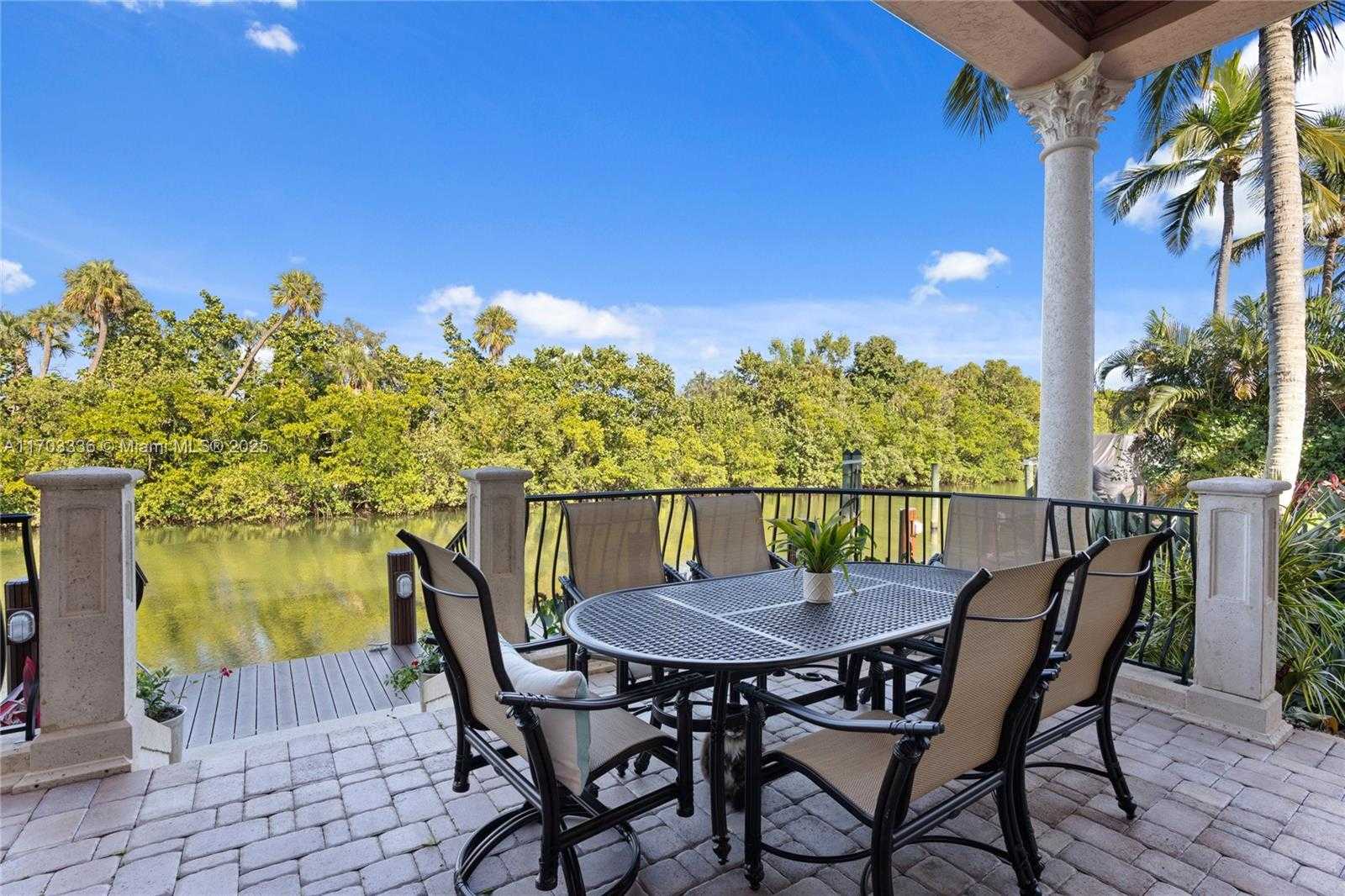 Small Image of 833 HARBOUR ISLE PLACE, North Palm Beach Number 19