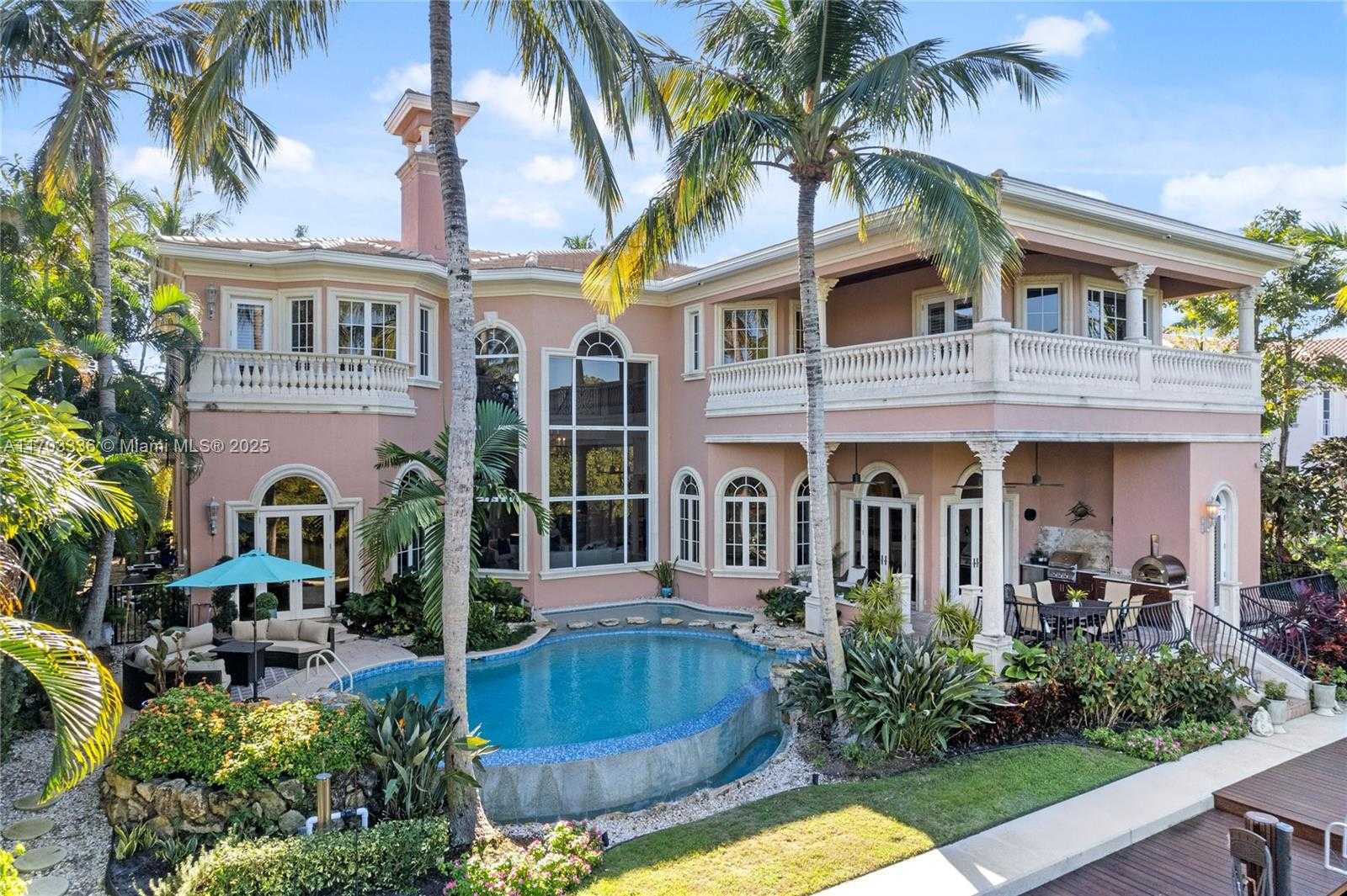 Small Image of 833 HARBOUR ISLE PLACE, North Palm Beach Number 3