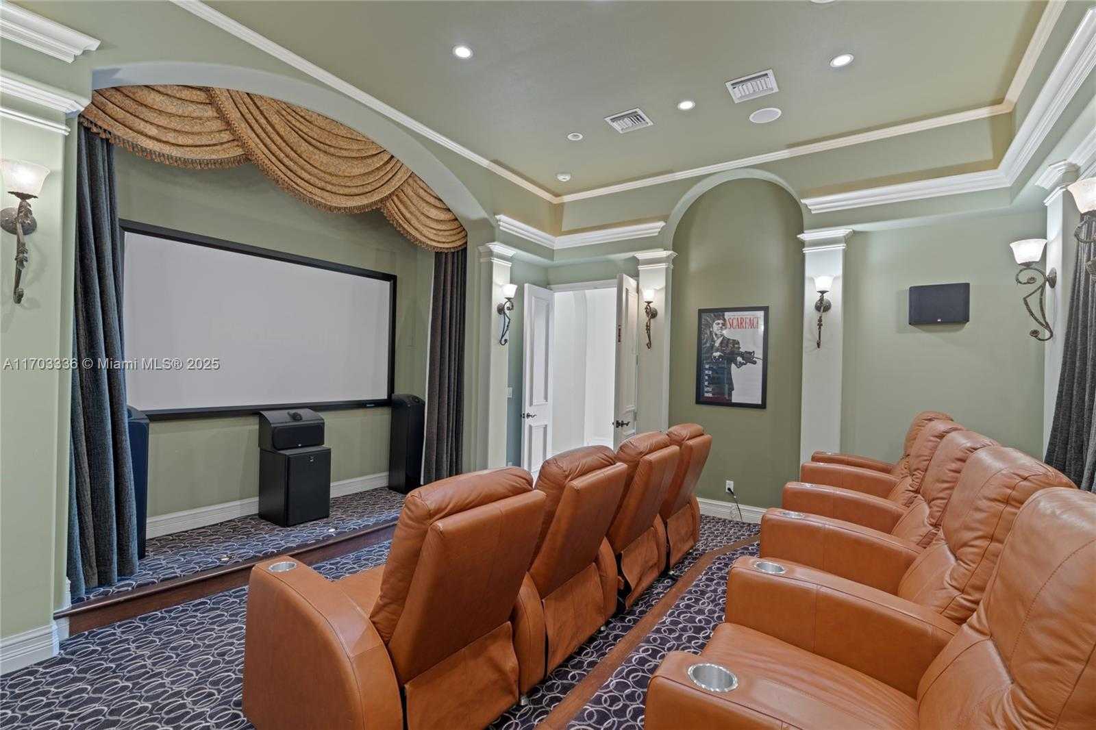 Small Image of 833 HARBOUR ISLE PLACE, North Palm Beach Number 45