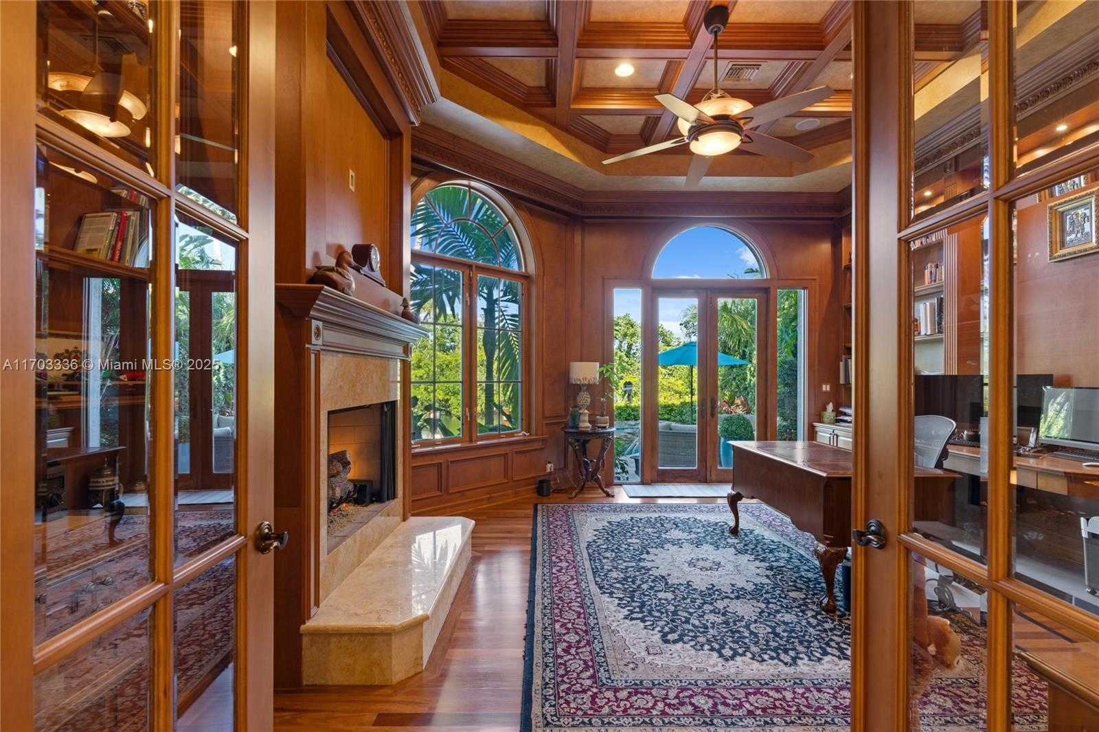 Small Image of 833 HARBOUR ISLE PLACE, North Palm Beach Number 49