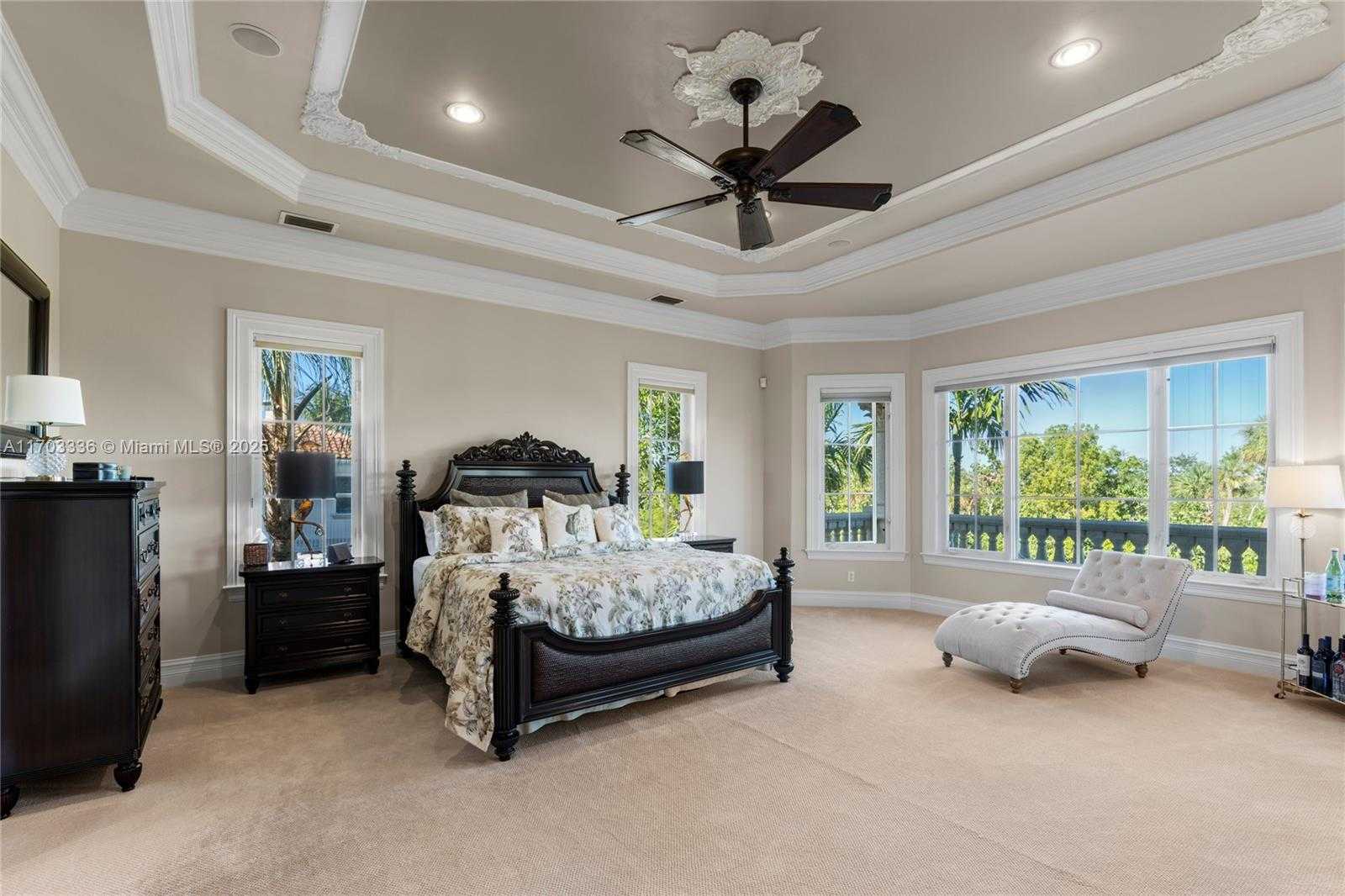 Small Image of 833 HARBOUR ISLE PLACE, North Palm Beach Number 50