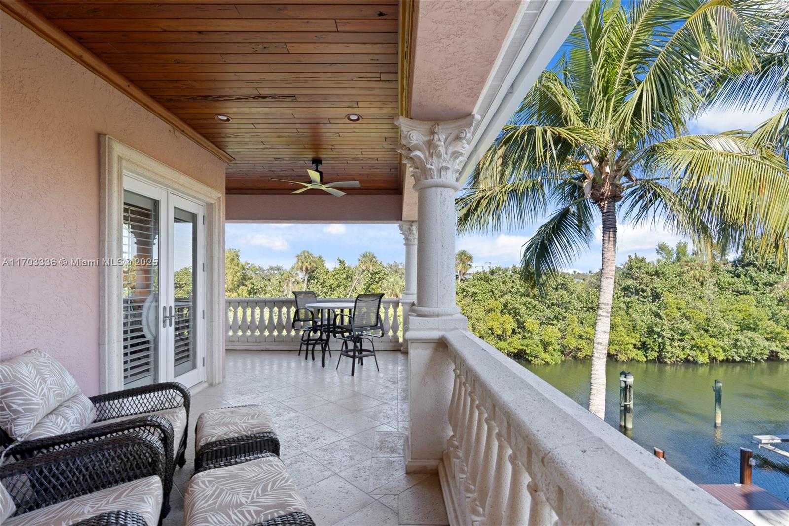 Small Image of 833 HARBOUR ISLE PLACE, North Palm Beach Number 53