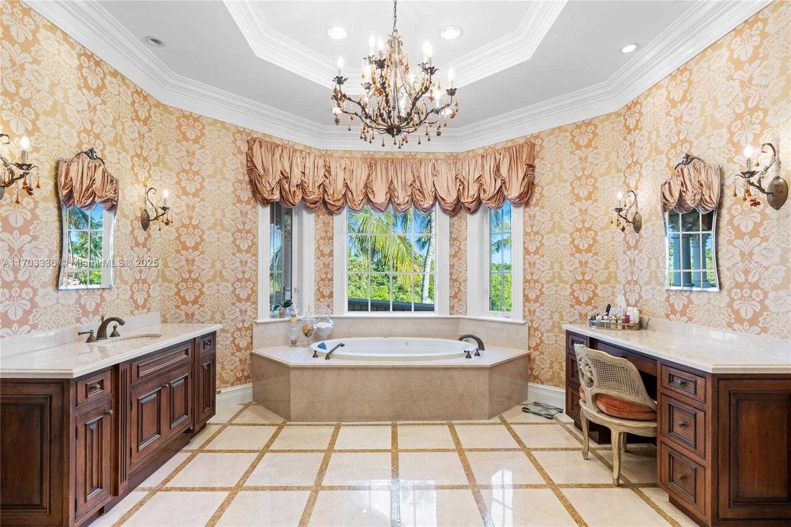 Small Image of 833 HARBOUR ISLE PLACE, North Palm Beach Number 56