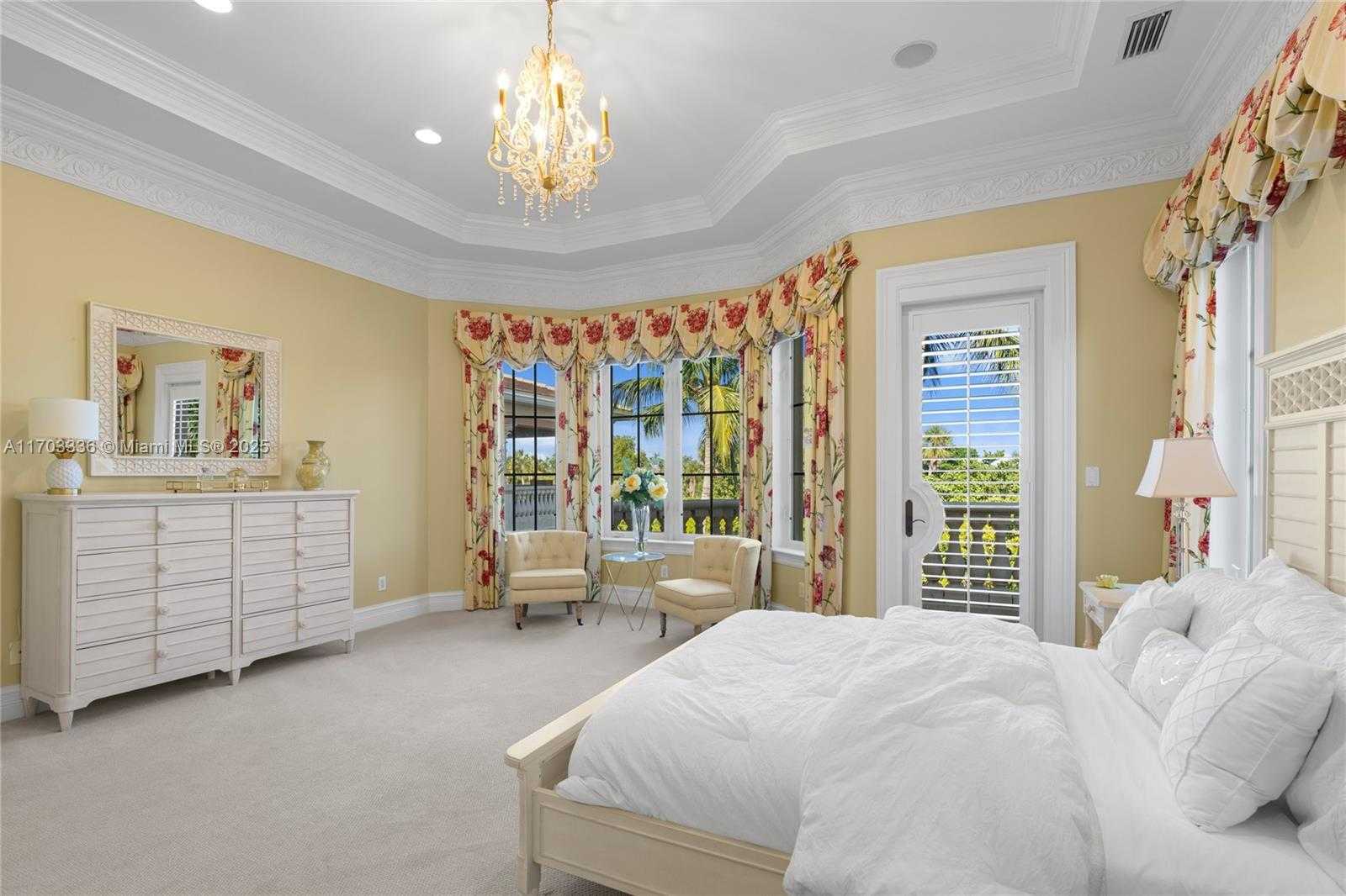 Small Image of 833 HARBOUR ISLE PLACE, North Palm Beach Number 64