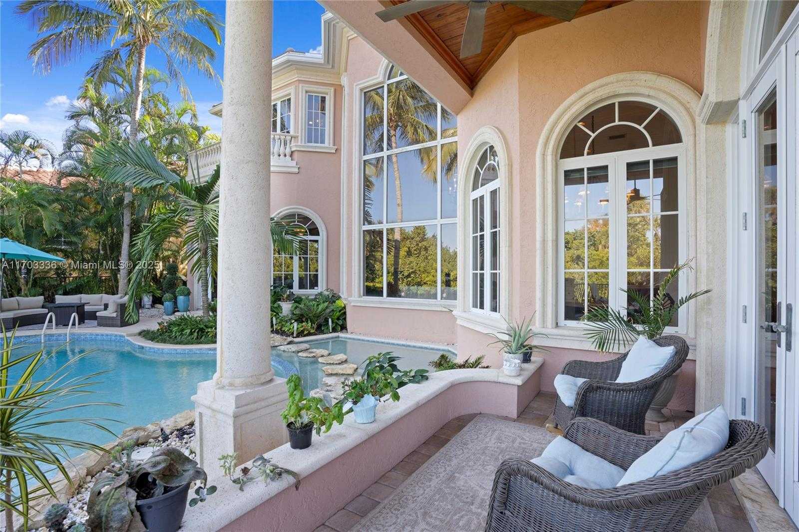 Small Image of 833 HARBOUR ISLE PLACE, North Palm Beach Number 8