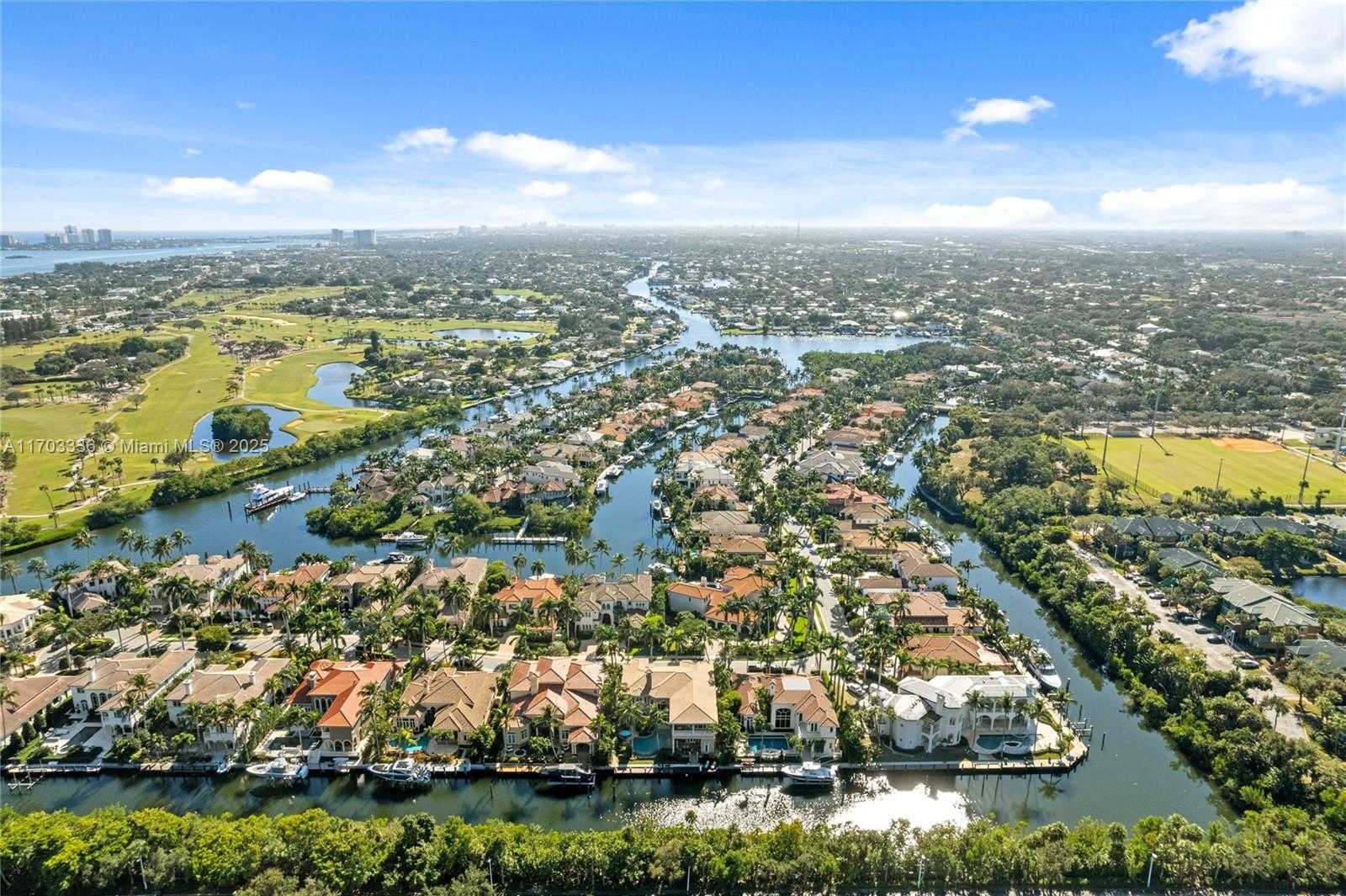 Small Image of 833 HARBOUR ISLE PLACE, North Palm Beach Number 86