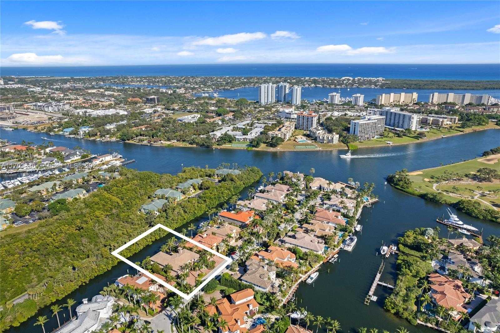 Small Image of 833 HARBOUR ISLE PLACE, North Palm Beach Number 92