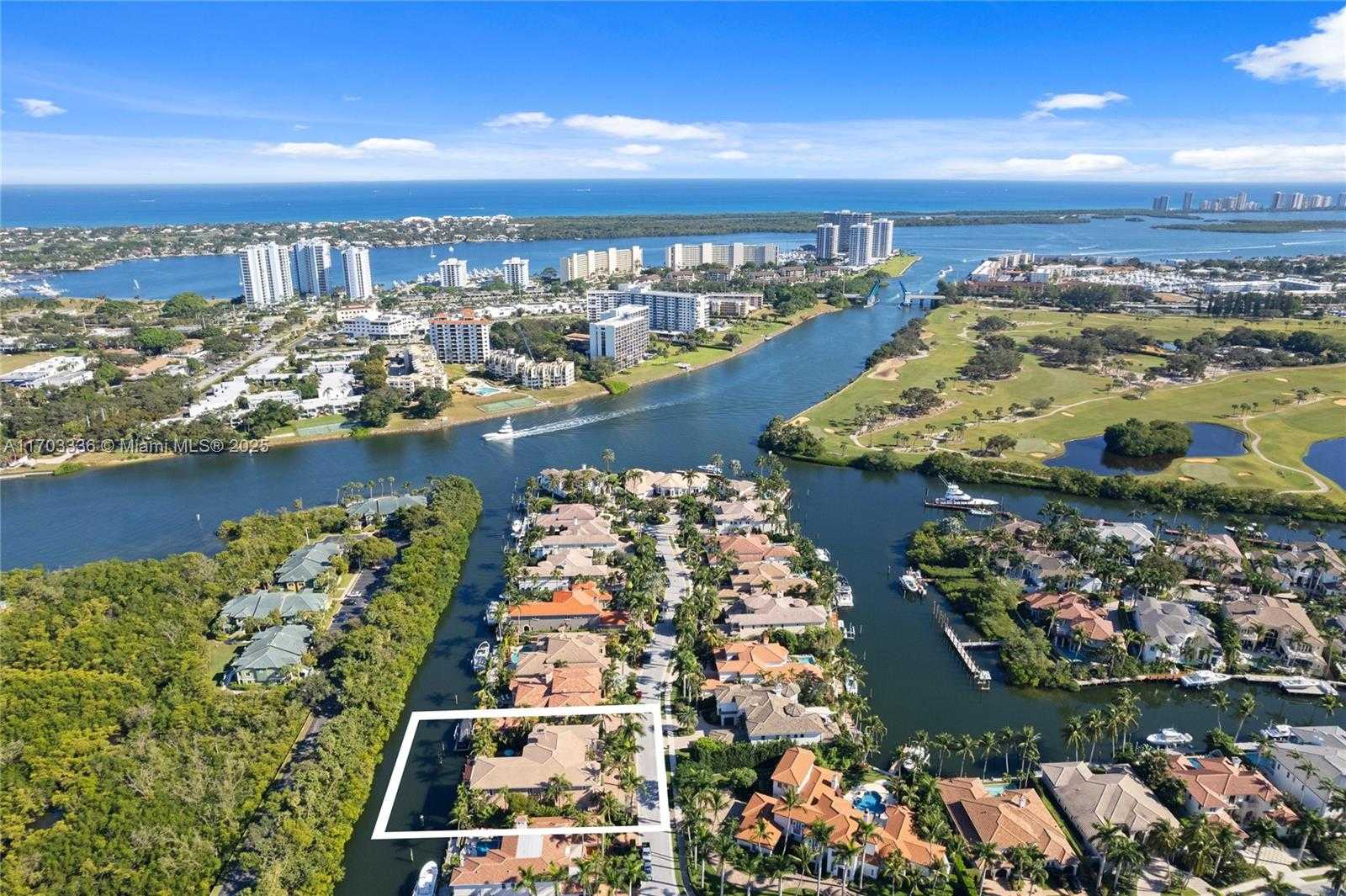 Small Image of 833 HARBOUR ISLE PLACE, North Palm Beach Number 94