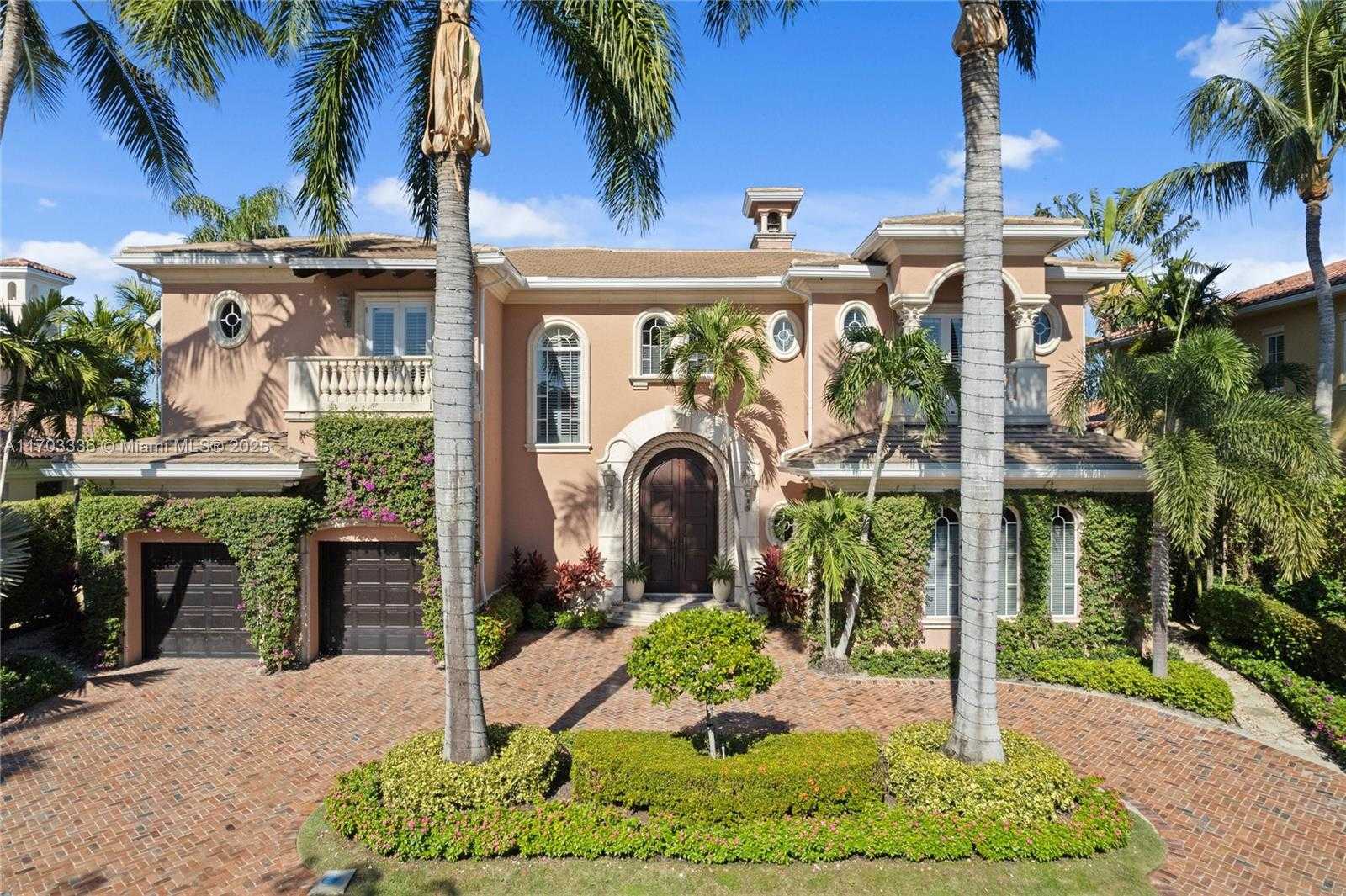 Small Image of 833 HARBOUR ISLE PLACE, North Palm Beach Number 96