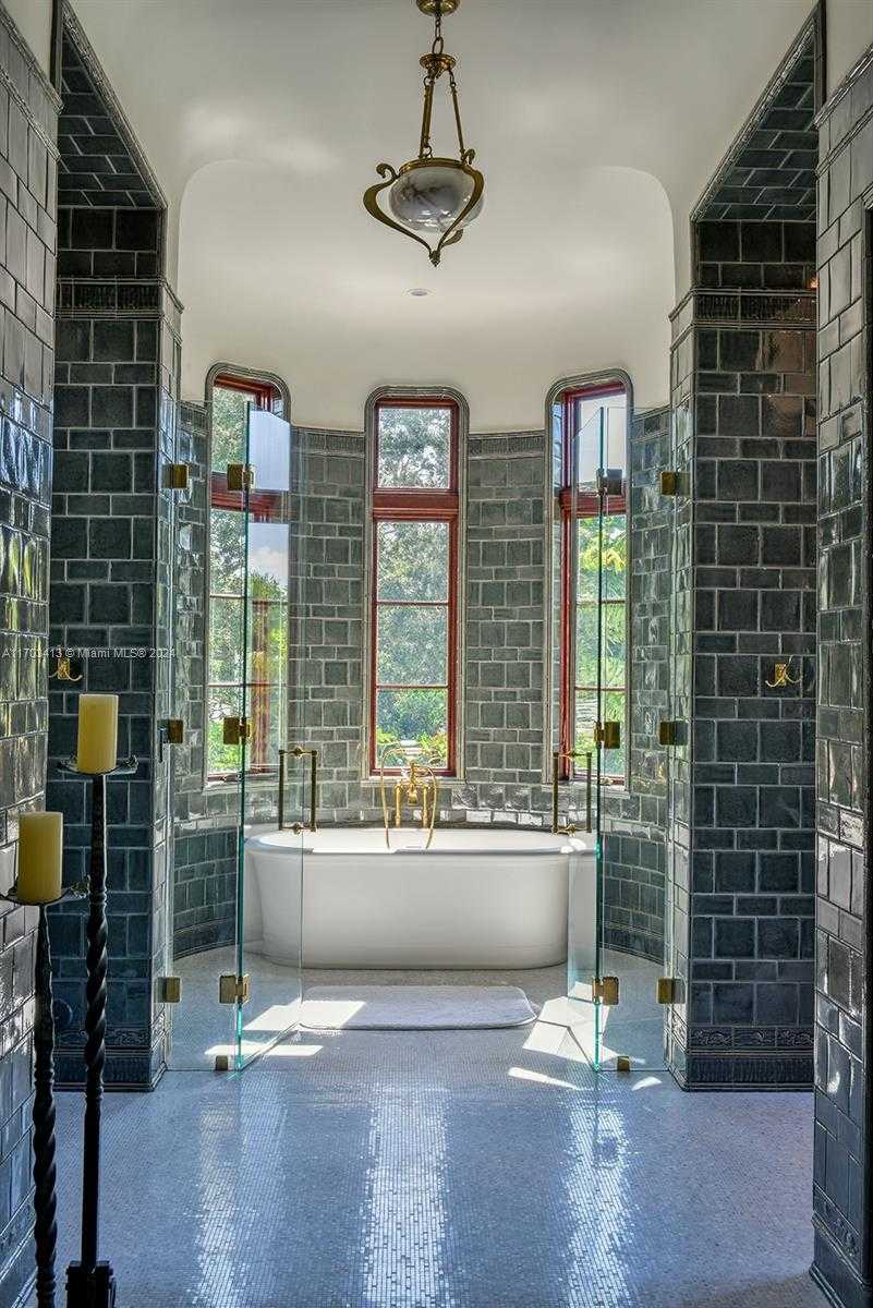 Small Image of 5771 SOUTH WEST 94TH ST, Pinecrest Number 15