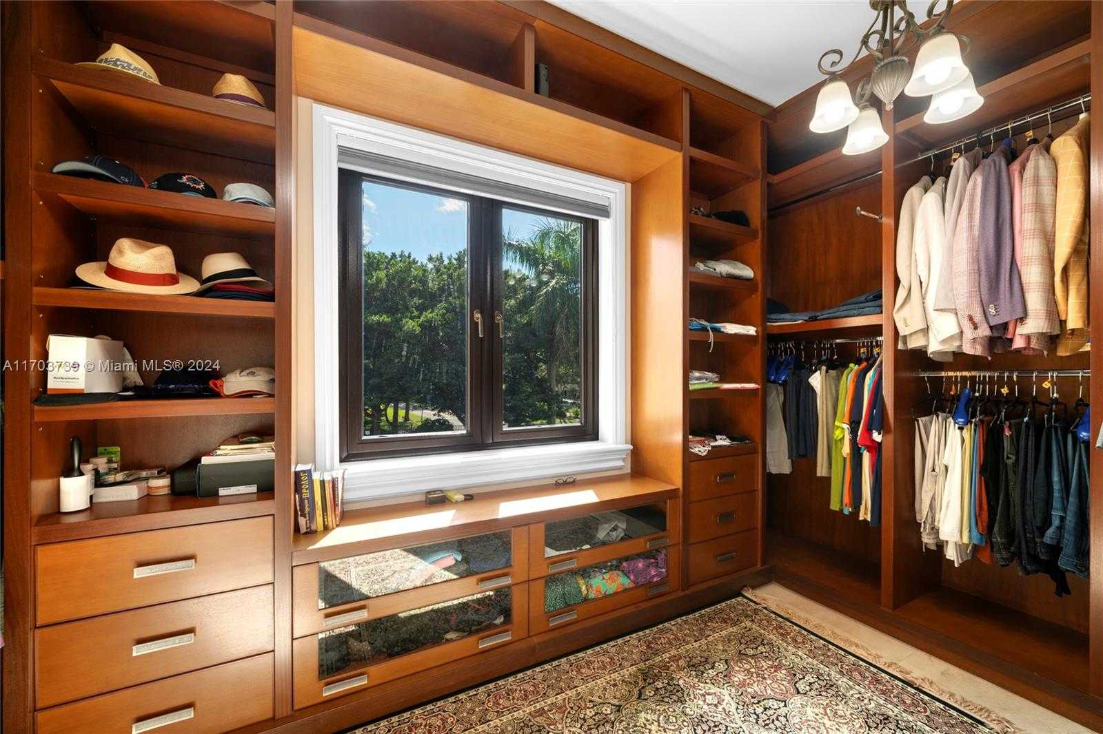 Small Image of 5935 MOSS RANCH RD, Pinecrest Number 35