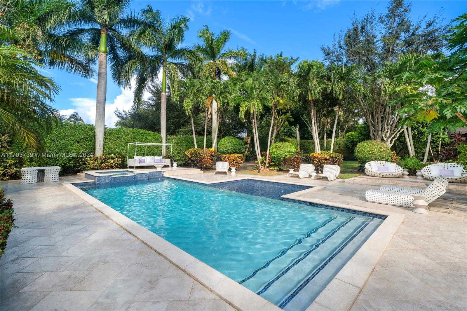 Small Image of 5935 MOSS RANCH RD, Pinecrest Number 40