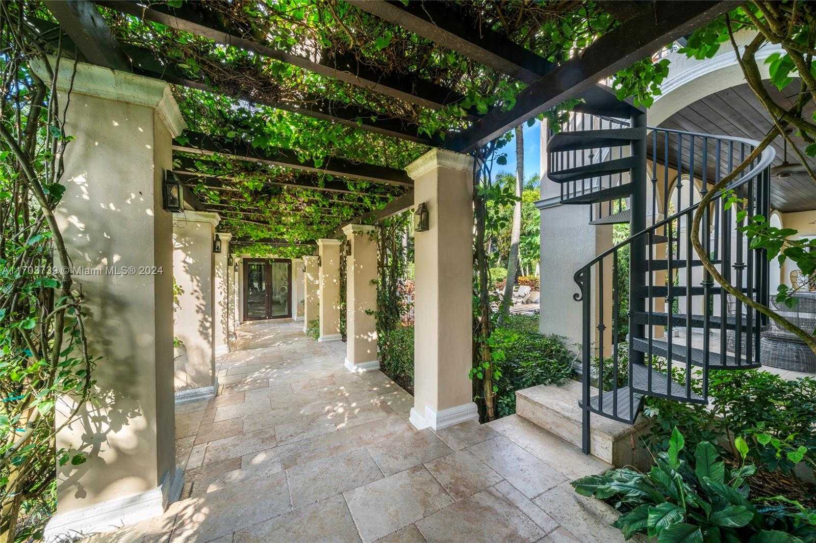 Small Image of 5935 MOSS RANCH RD, Pinecrest Number 46