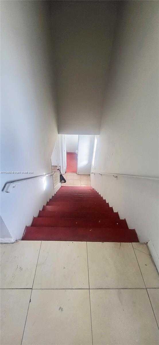 Imagen de Pequeño Objeto