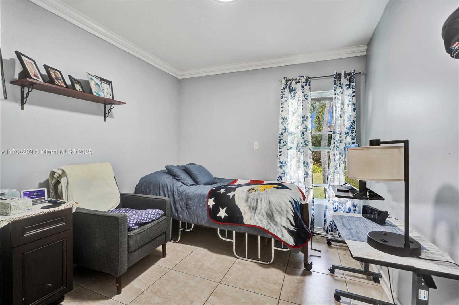 Small Image of 8221 SOUTH WEST 185TH TER, Cutler Bay Number 12