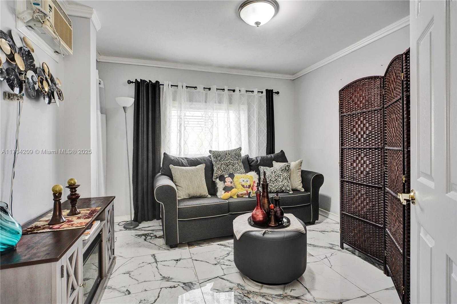 Small Image of 8221 SOUTH WEST 185TH TER, Cutler Bay Number 14