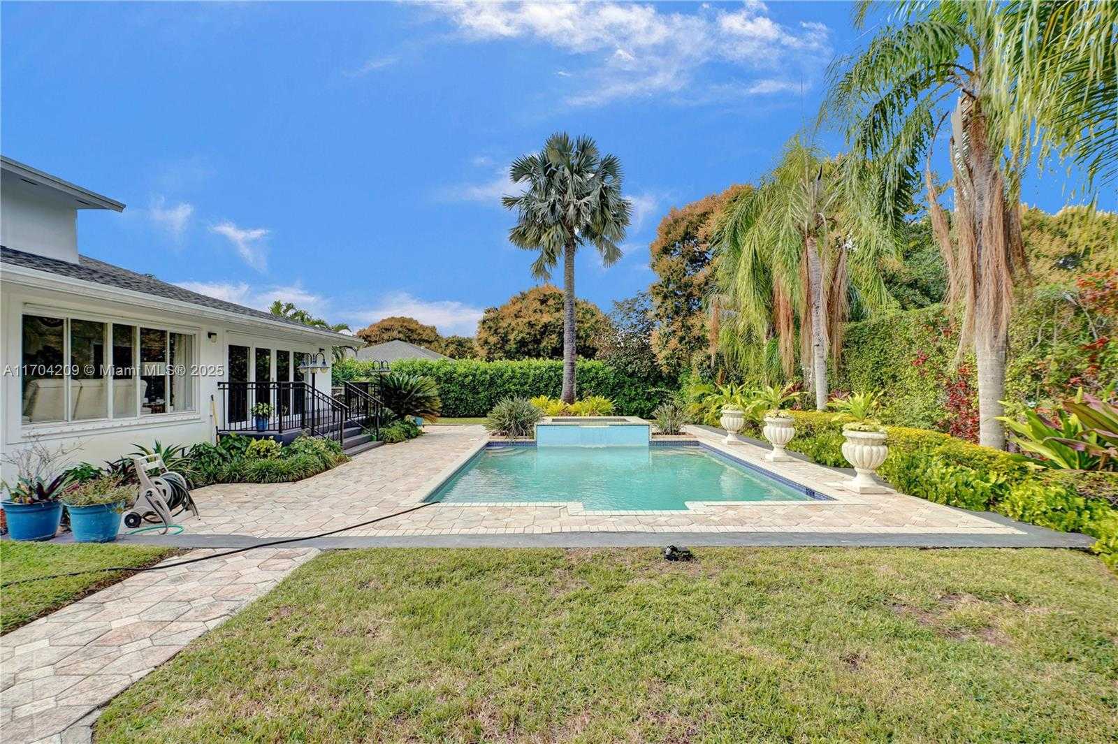 Small Image of 8221 SOUTH WEST 185TH TER, Cutler Bay Number 32
