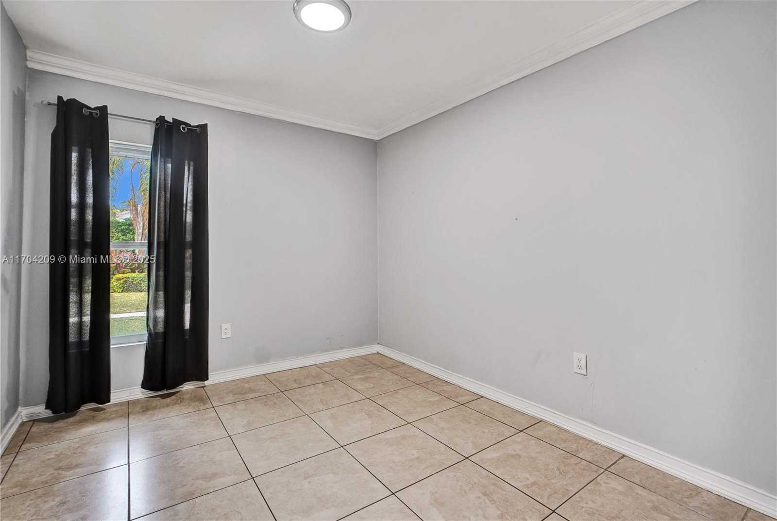 Small Image of 8221 SOUTH WEST 185TH TER, Cutler Bay Number 34