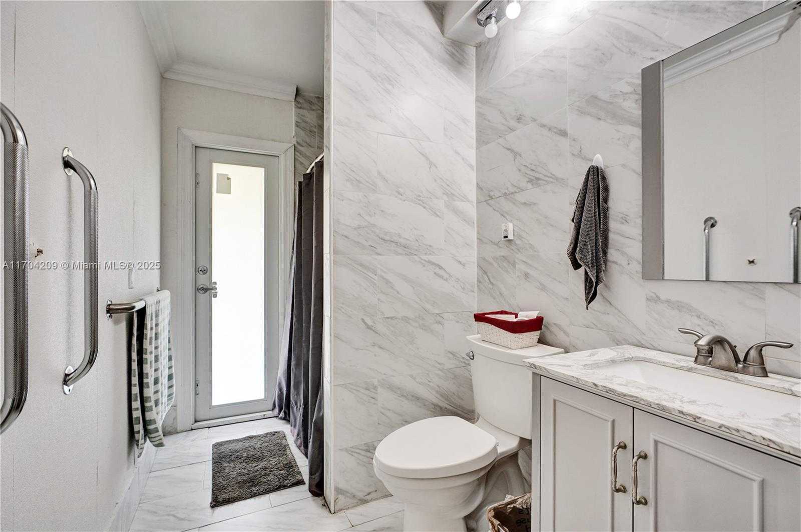 Small Image of 8221 SOUTH WEST 185TH TER, Cutler Bay Number 38