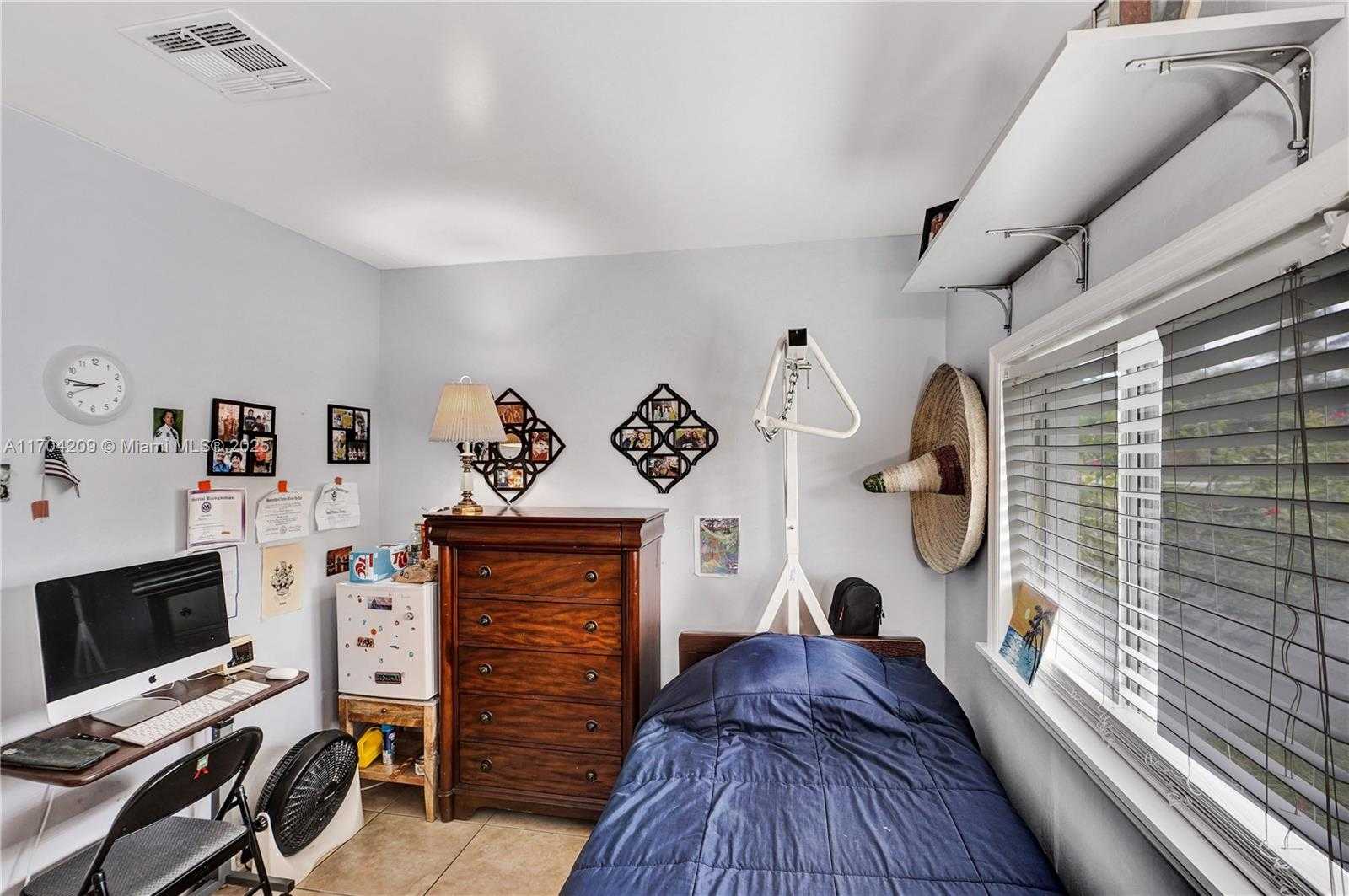 Small Image of 8221 SOUTH WEST 185TH TER, Cutler Bay Number 43