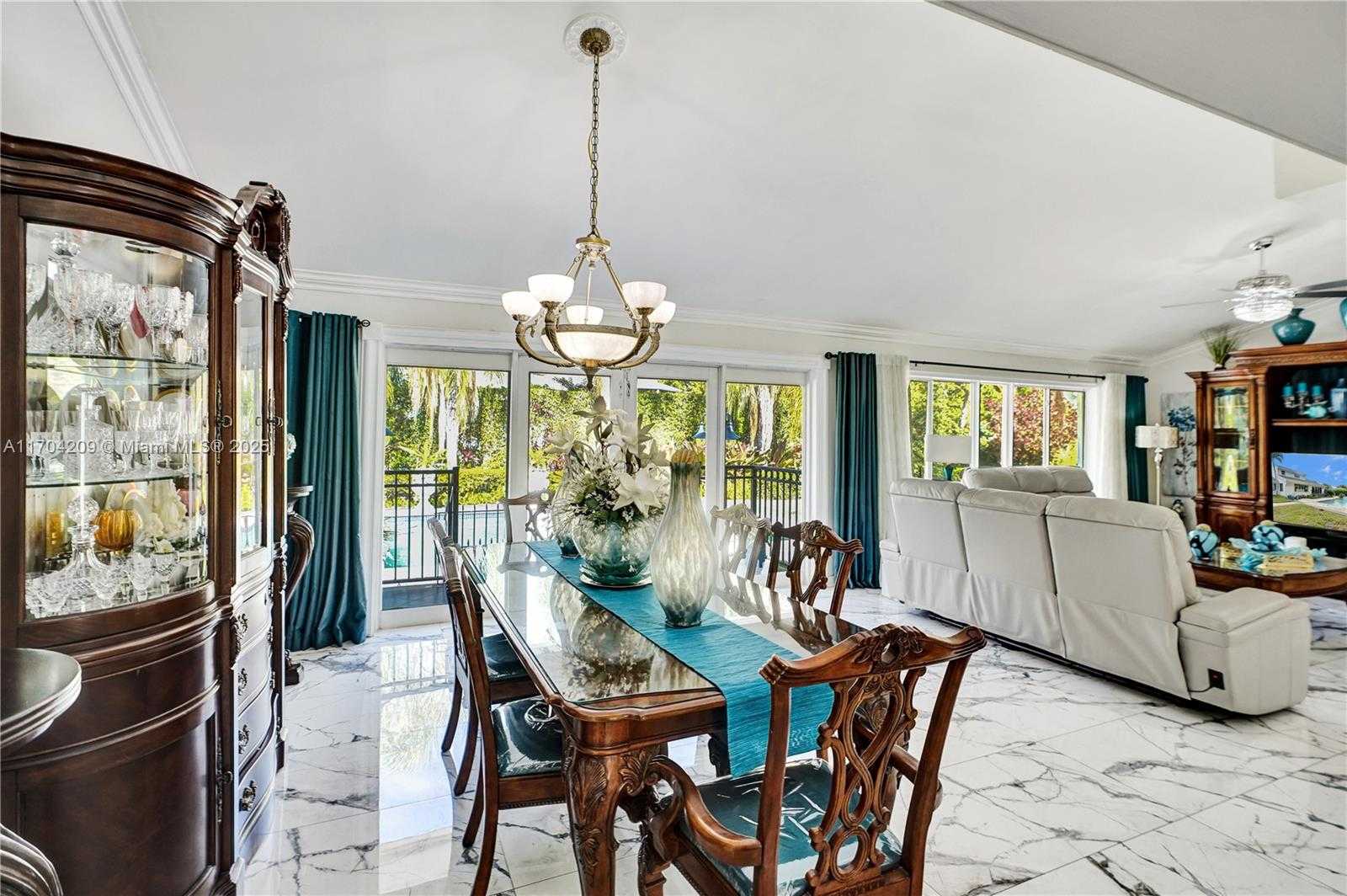 Small Image of 8221 SOUTH WEST 185TH TER, Cutler Bay Number 5