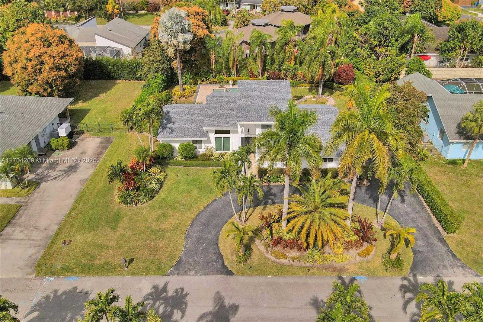 Small Image of 8221 SOUTH WEST 185TH TER, Cutler Bay Number 55