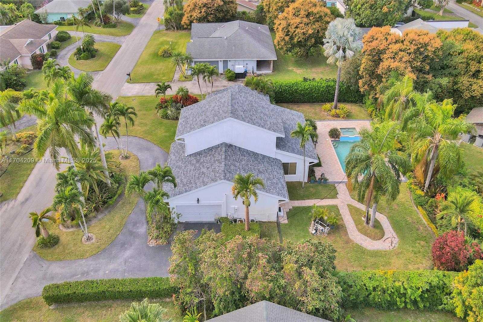 Small Image of 8221 SOUTH WEST 185TH TER, Cutler Bay Number 62