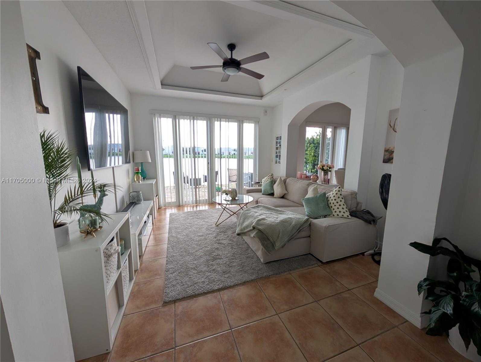 Small Image of 14391, Miami Lakes Number 2