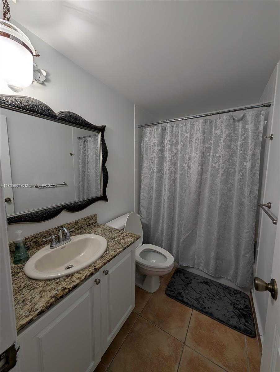 Small Image of 14391, Miami Lakes Number 9